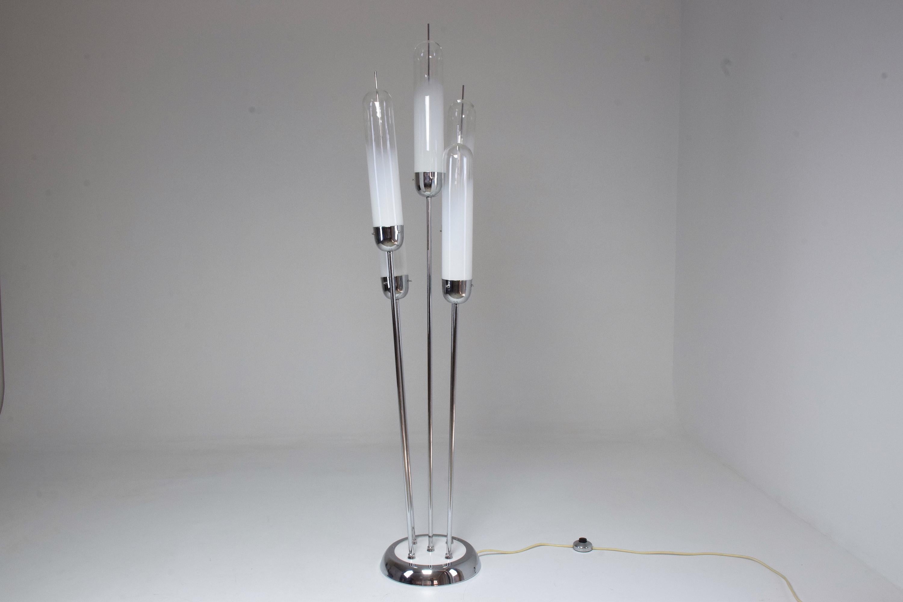 Space Age 20th Century Floor Lamp in Murano Glass by Carlo Nason for Mazzega, 1970s For Sale