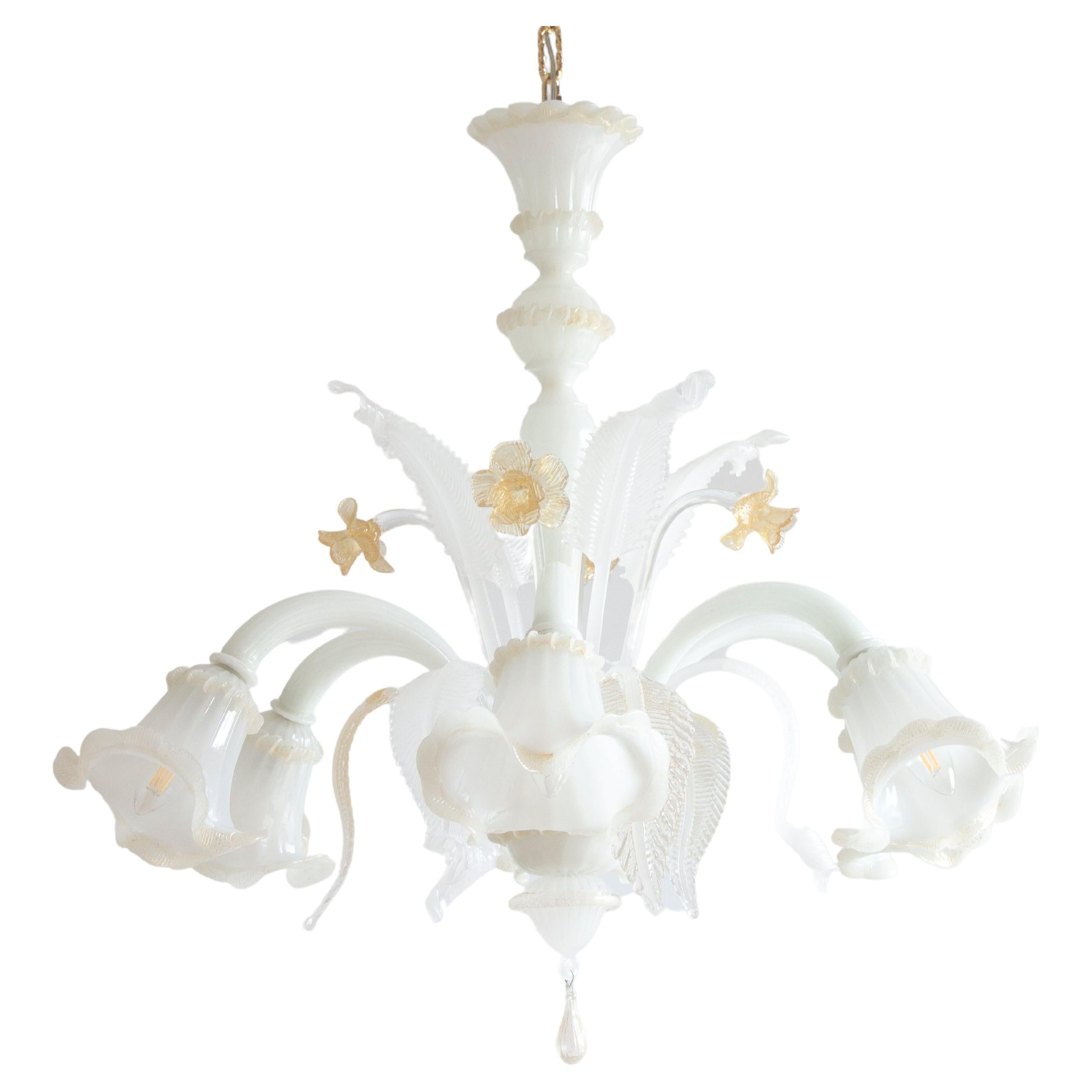 20th Century Floral Chandelier in Silk-and-amber-colored Murano Glass, with Gold For Sale