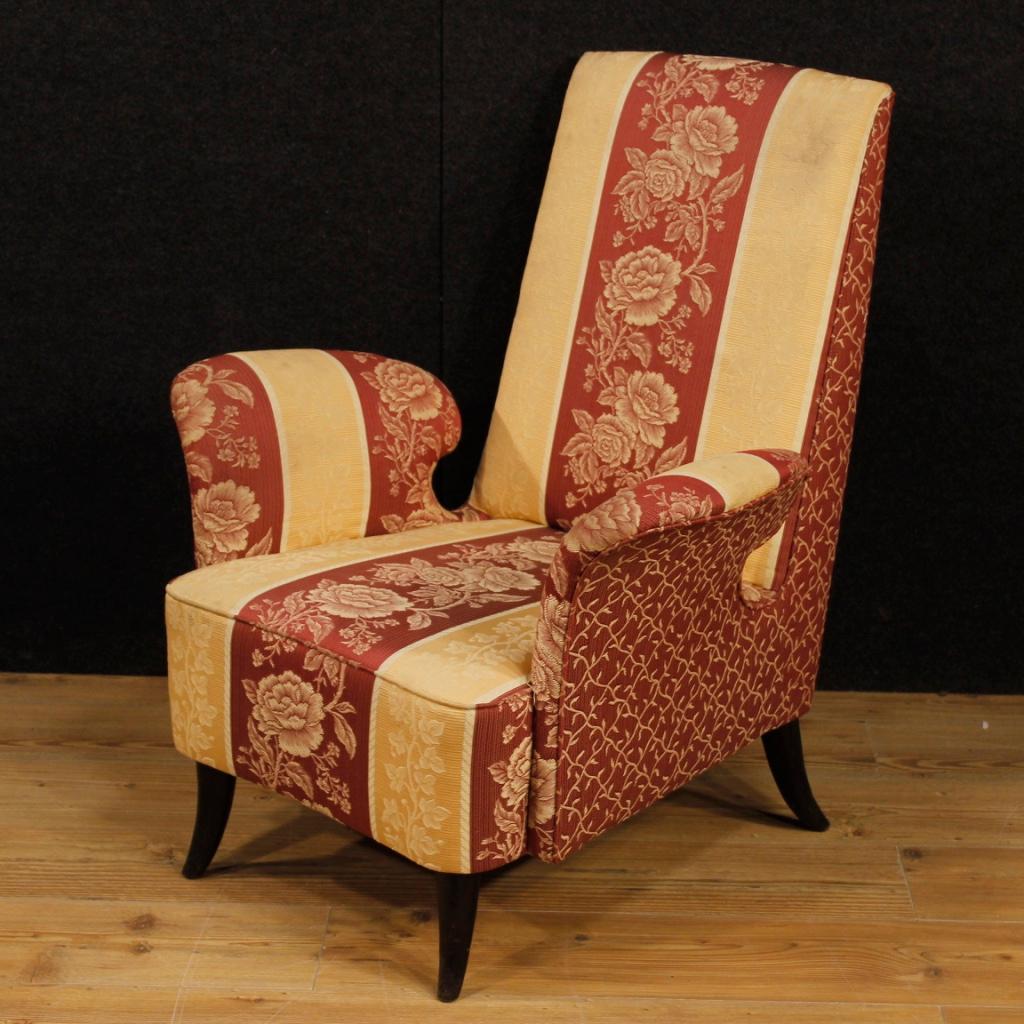 20th Century Floral Fabric and Wood Italian Ulrich Style Design Armchair, 1950 4