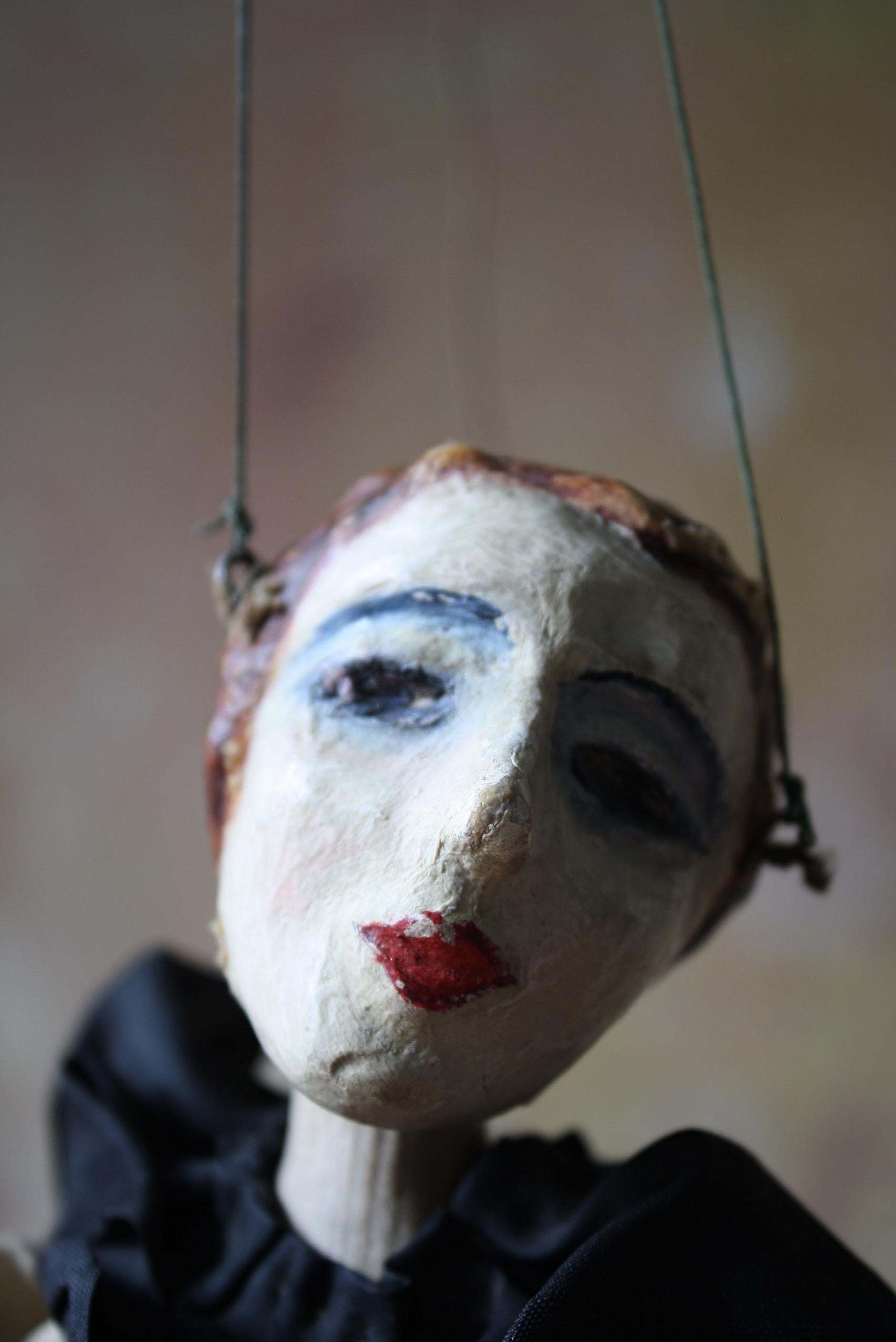 Volkskunst des 20. Jahrhunderts John Carr's Jacquard-Puppen Marionette Pierrot & Pierette im Angebot 1