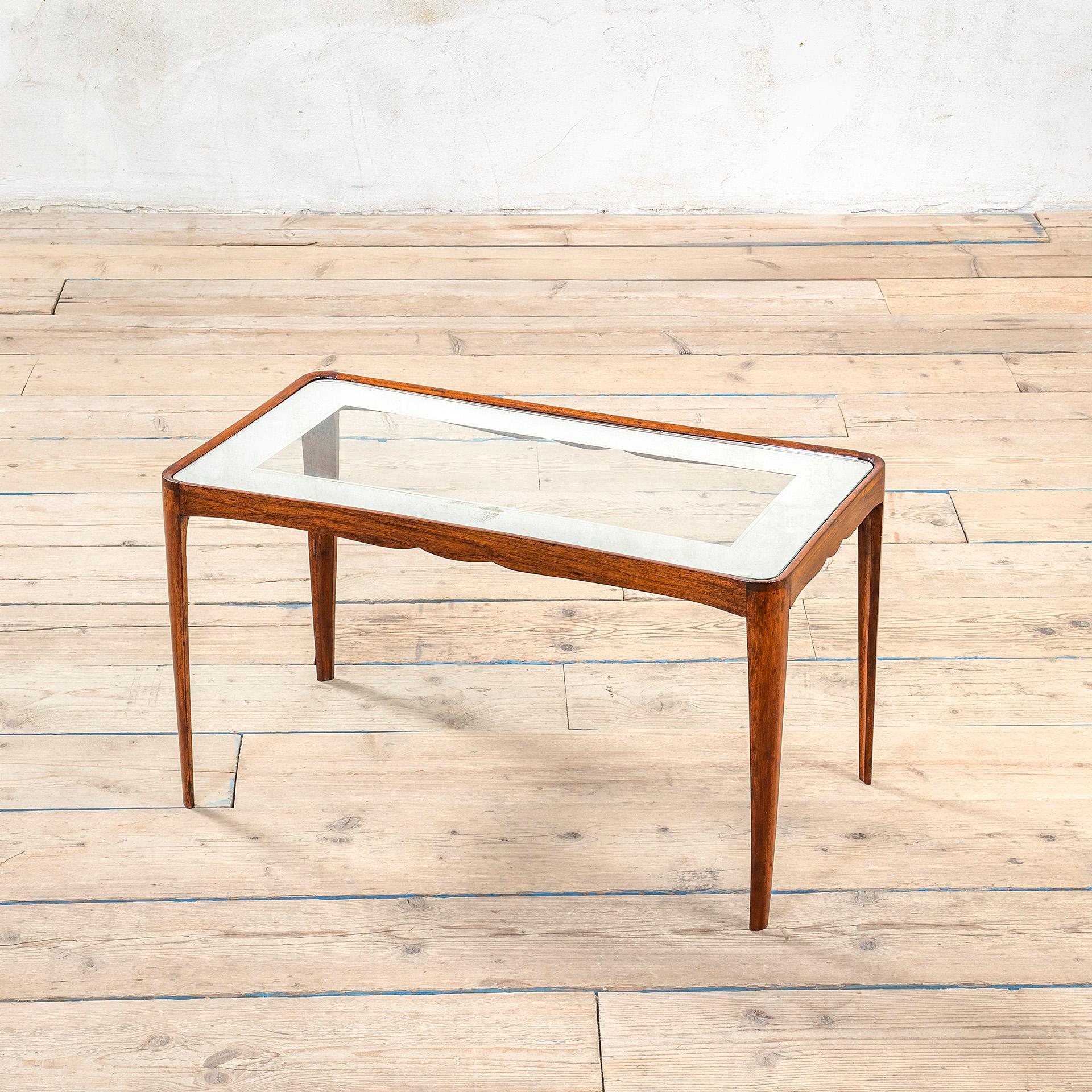 Fontana Arte was launched in 1932 with a mission to develop products with a more artisanal feel. The Italian design company's offerings range from stained glass to furnishings and lighting accessories. Fontana Arte created iconic design pieces, many