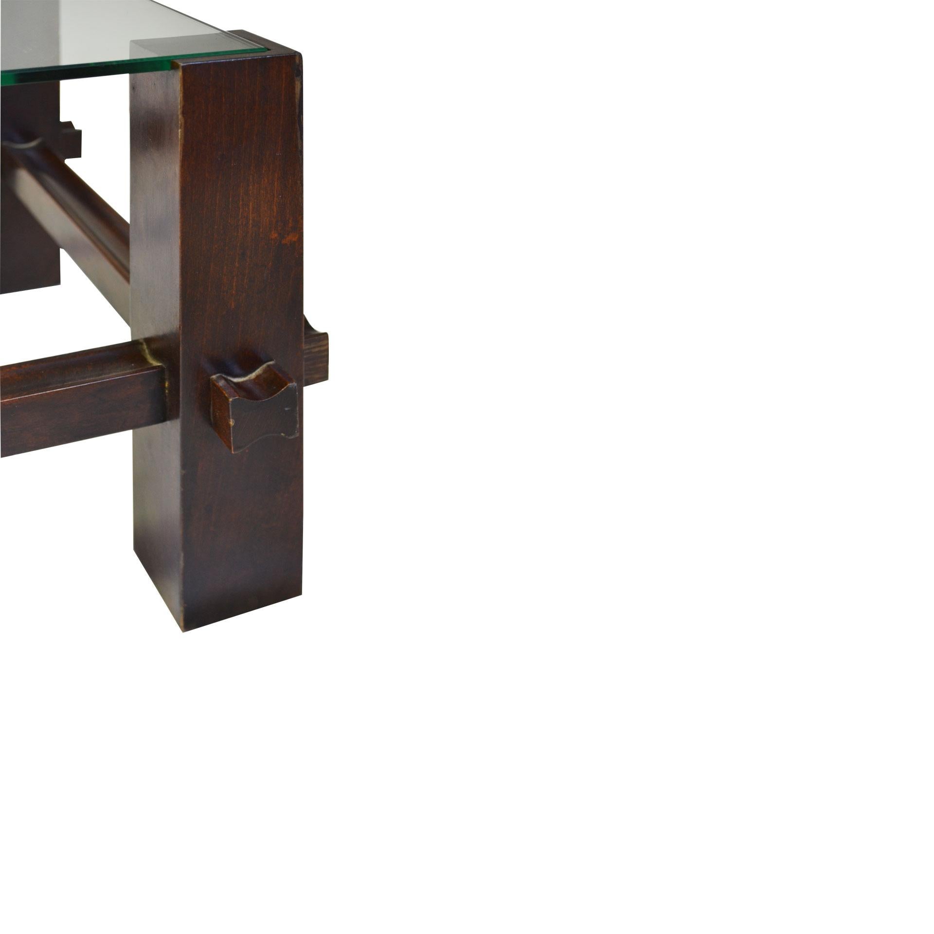 20th Century Fontana Arte Coffee Table Model 2461 in Wood and Glass In Good Condition In Turin, Turin