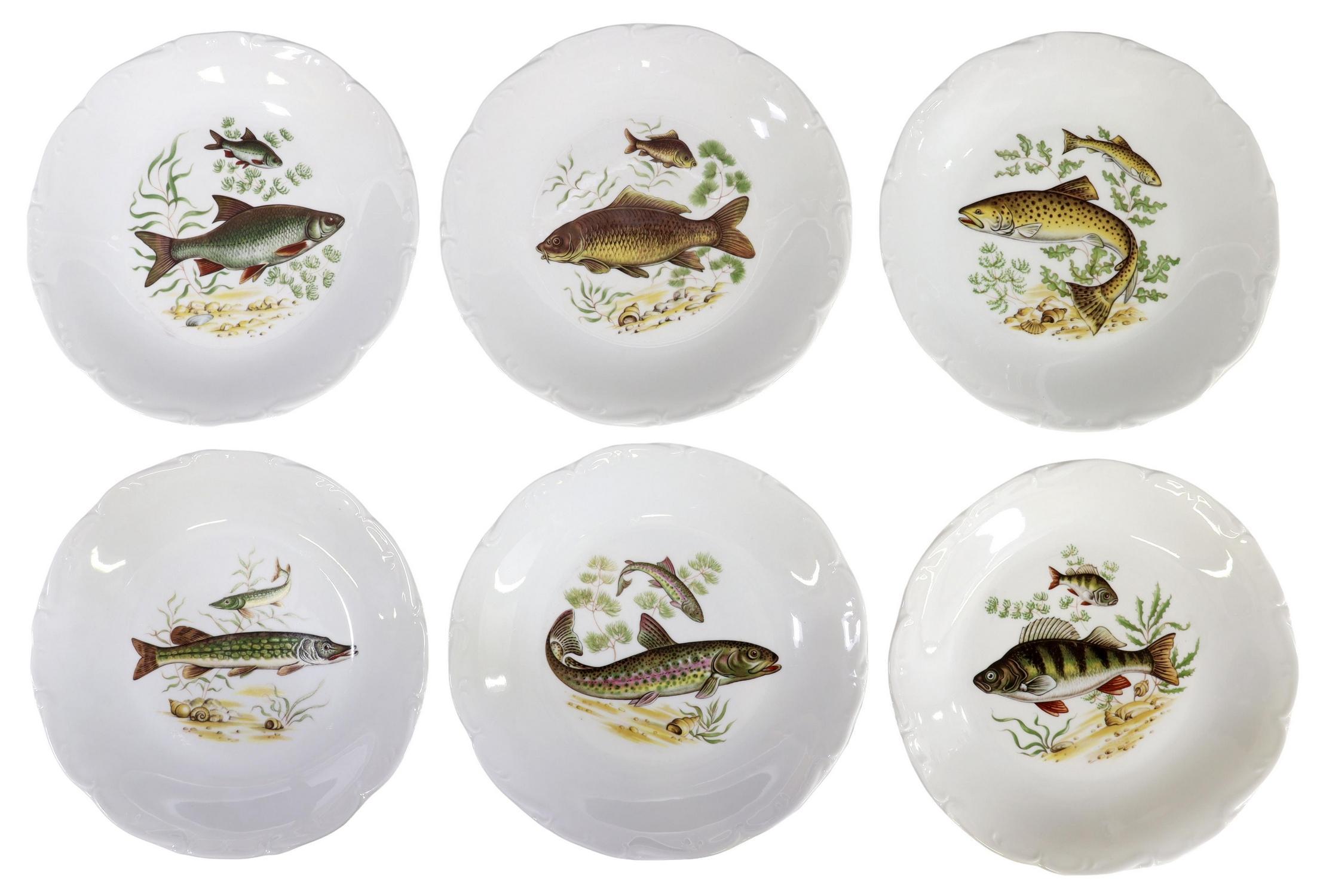 (lot of 14) French Limoges porcelain fish service, Porcelaine de Sologne, all bearing maker's mark underfoot, including: (12) individual plates, four unique designs with various fish motifs, approx 9.25