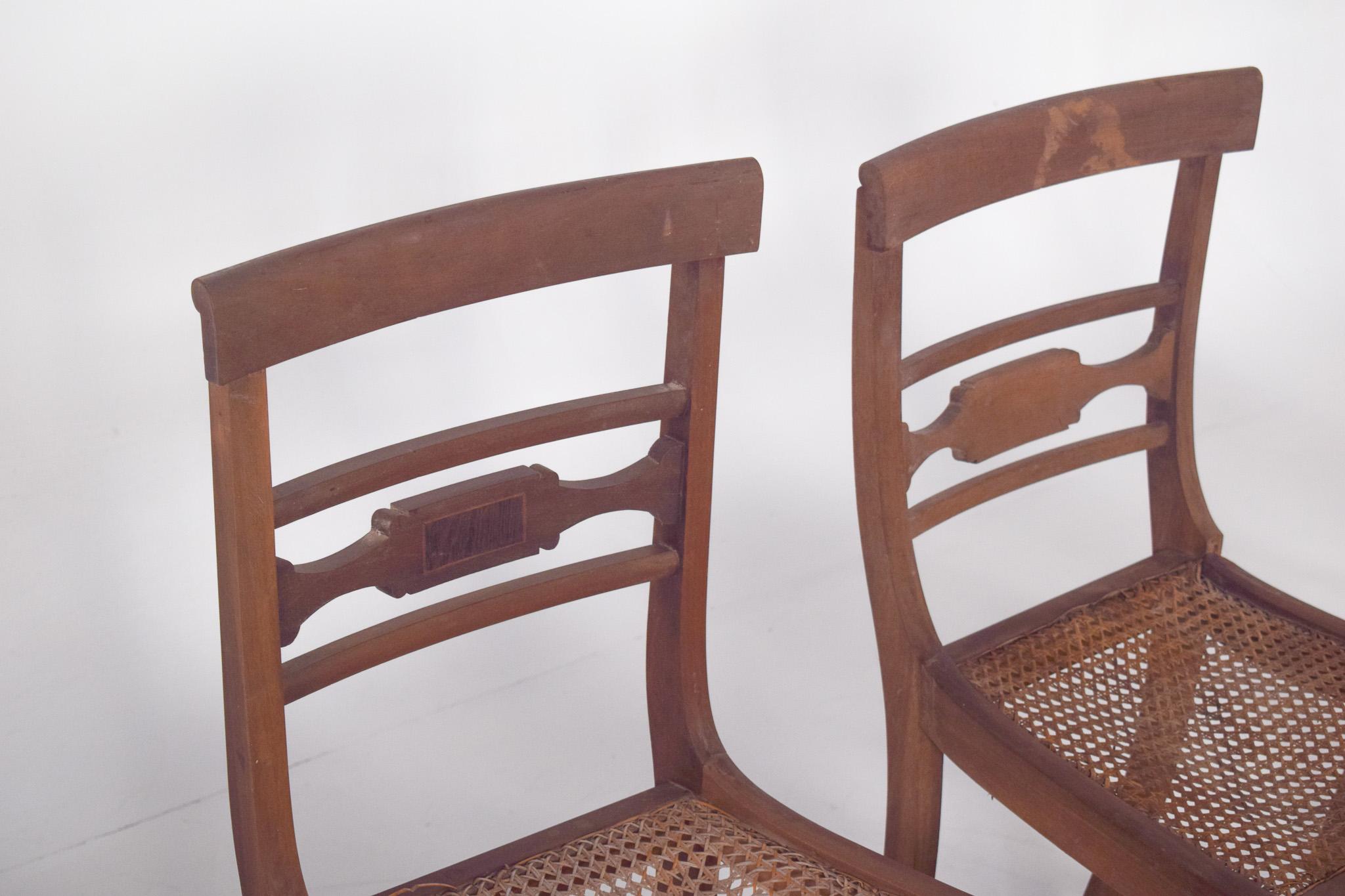 Legno Quattro sedie con fondo in paglia del XX secolo in vendita
