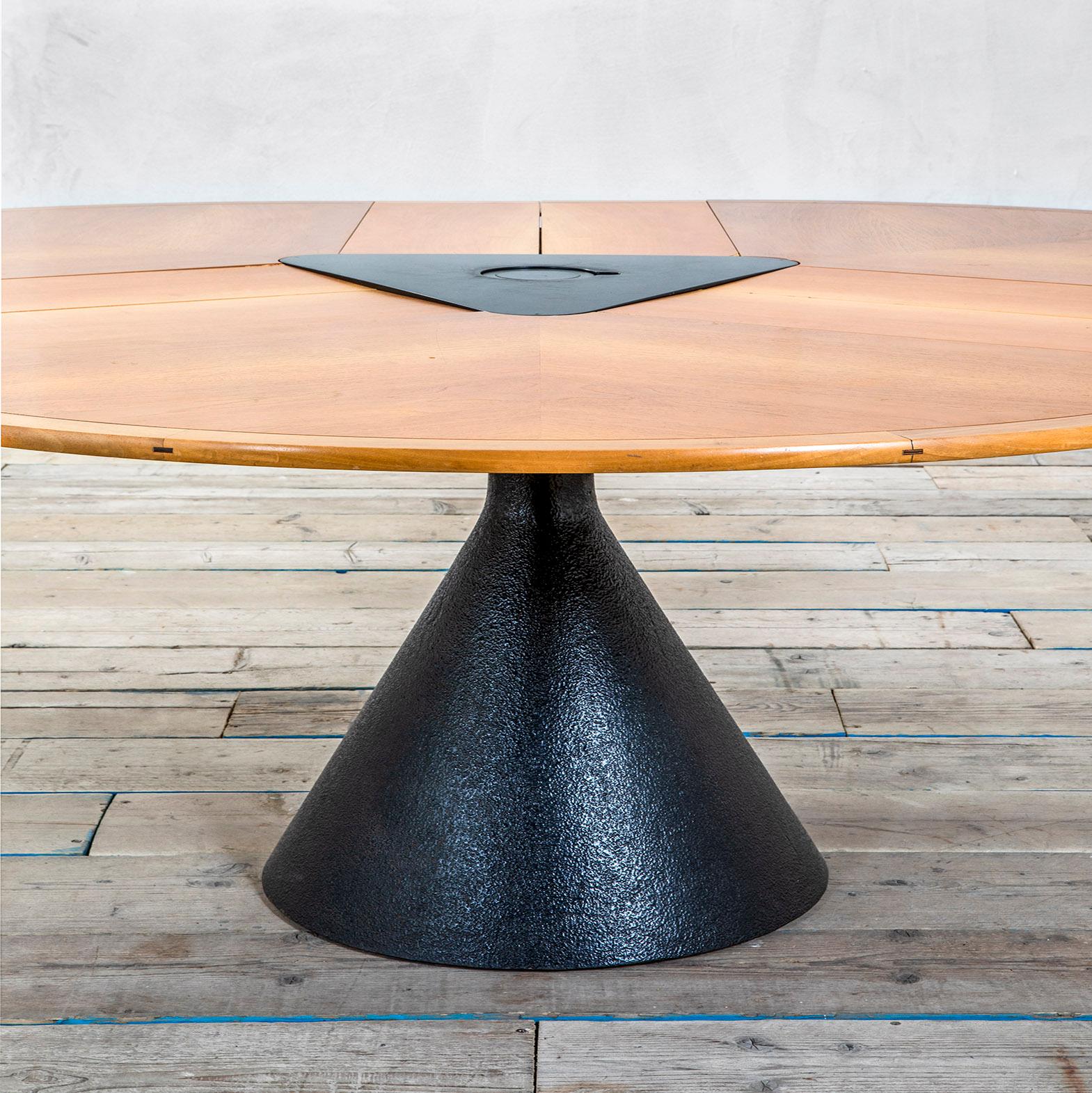 Metal 20th Century Francesco Fois Round Table Mod. Click Extensible for Bernini '80s