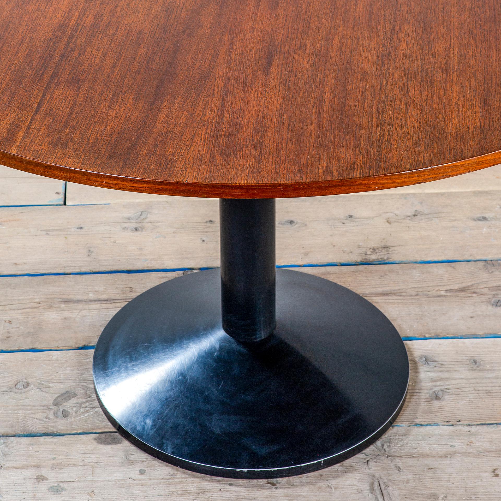 20th Century Franco Albini Table mod TL30 in Wood and Metal for Poggi, 50s In Good Condition In Turin, Turin