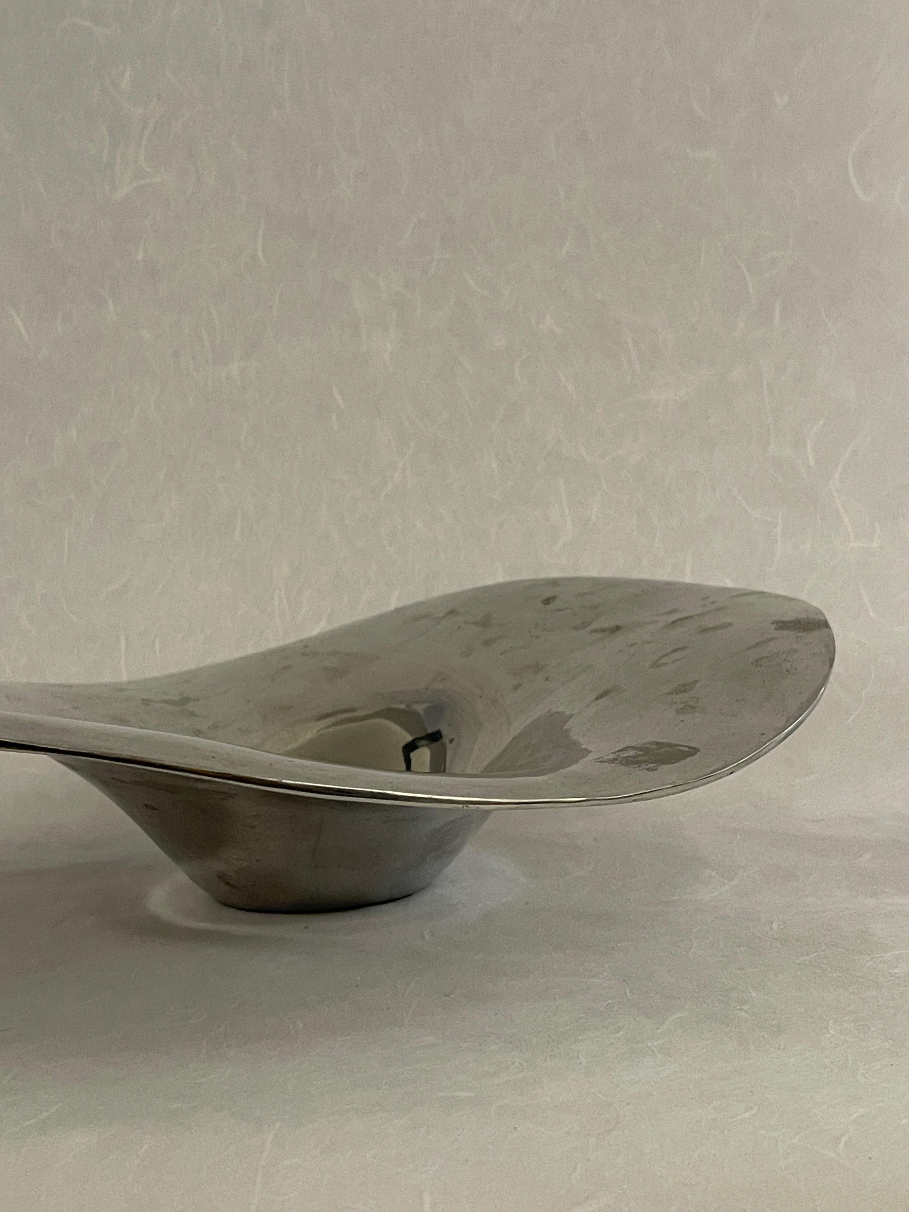 20th Century Freeform Stainless Catchall Centerpiece Bowl In Good Condition For Sale In Miami, FL