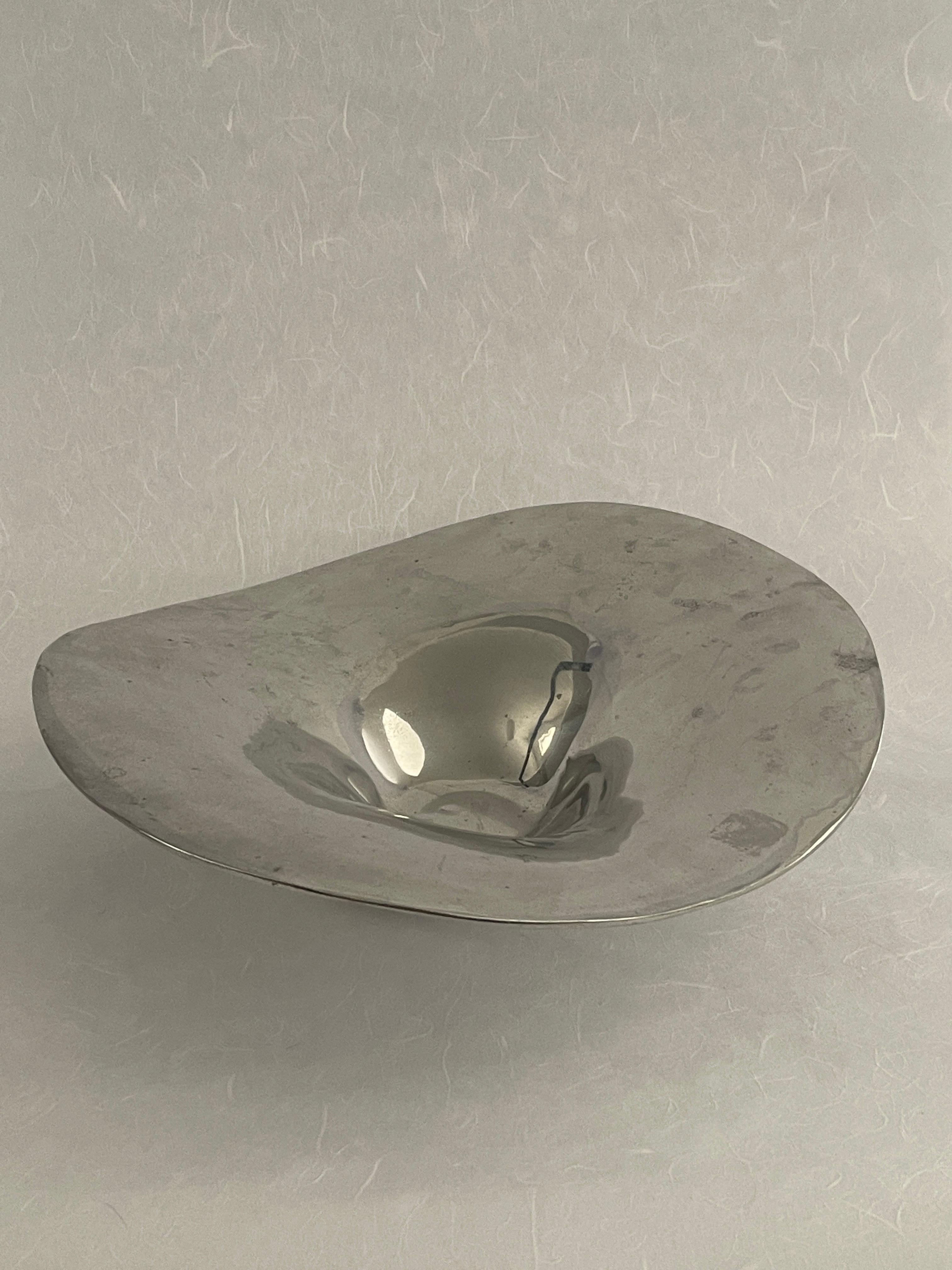 Late 20th Century 20th Century Freeform Stainless Catchall Centerpiece Bowl For Sale