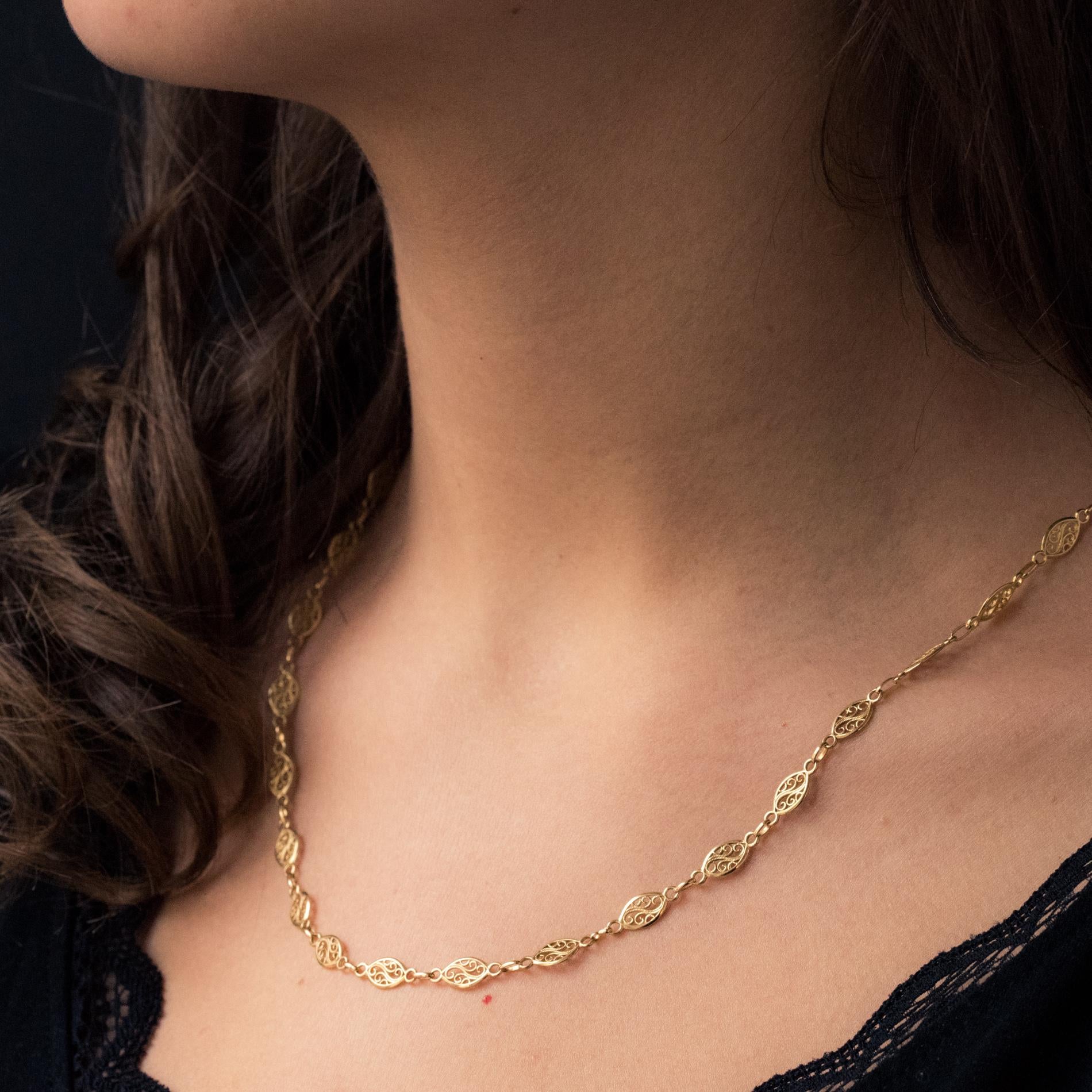 filigree chain necklace