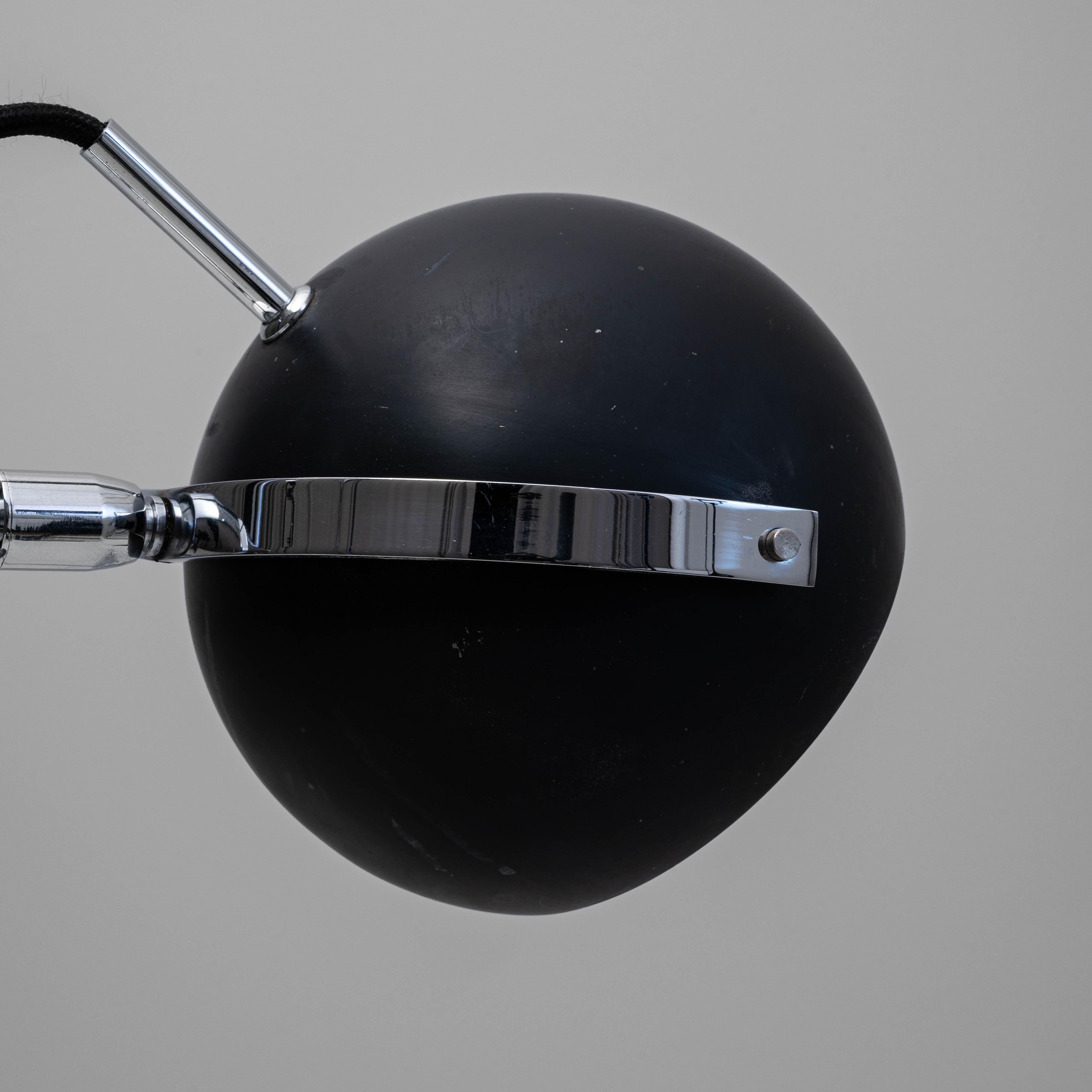 Lampe à poser en métal ajustable du 20e siècle en vente 8