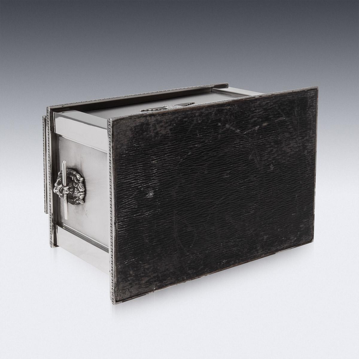 20th Century French Air Force Solid Silver Cigar & Cigarette Humidor Box, c.1927 1