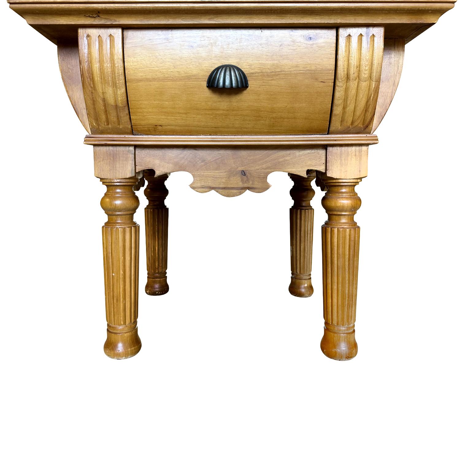 20th Century French Antique Crowned Beechwood Butcher Block Table For Sale 7