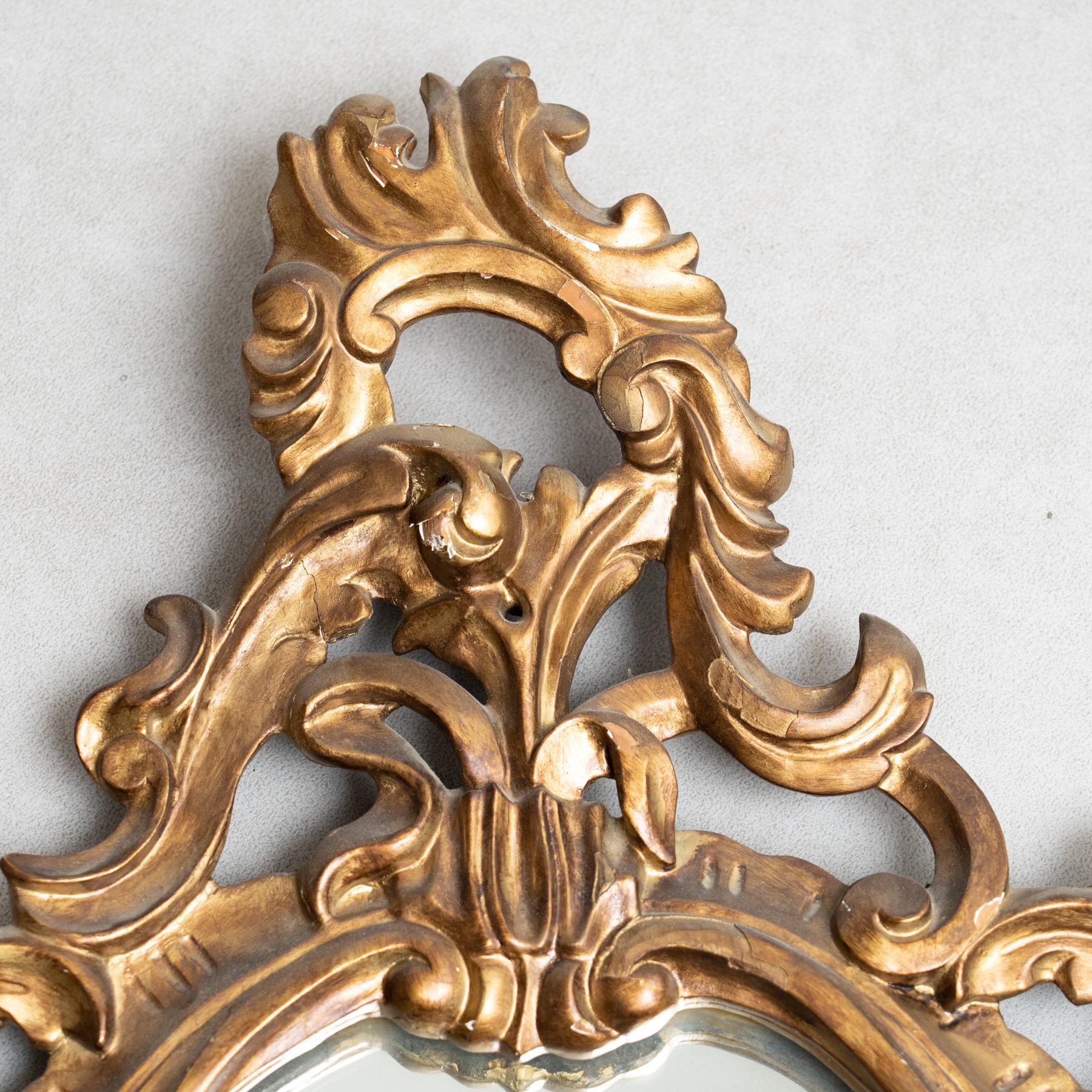 Miroir à cornes d'or Antique Mirror du 20ème siècle : Elegance Timeless Bon état - En vente à Barcelona, ES