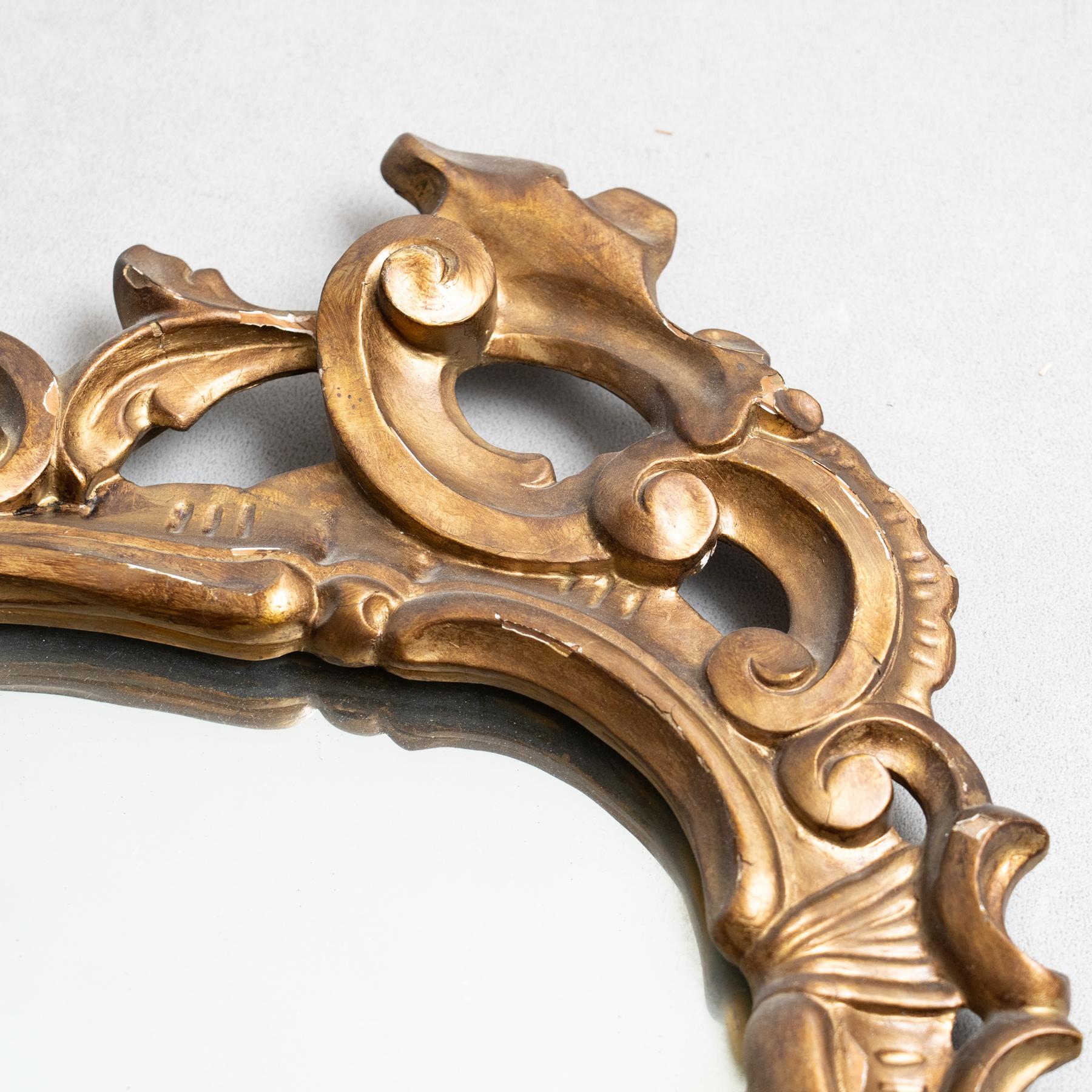 Miroir à cornes d'or Antique Mirror du 20ème siècle : Elegance Timeless en vente 1