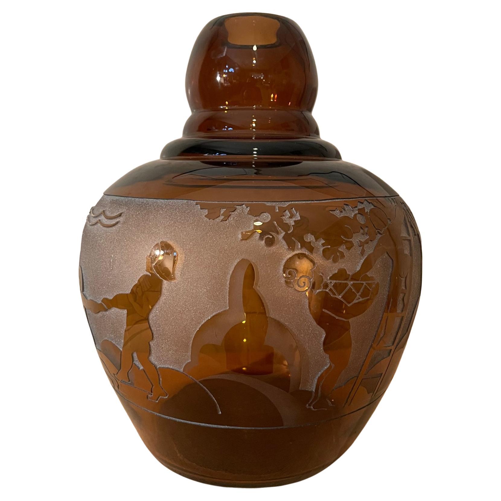 20th Century French Art Deco Amber Glass Vase, 1930s For Sale