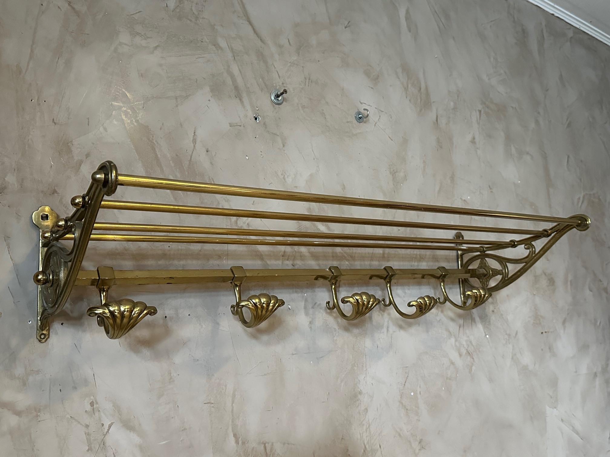 20th century French Art Deco Brass Coat and Luggage Rack, 1930s For Sale 9