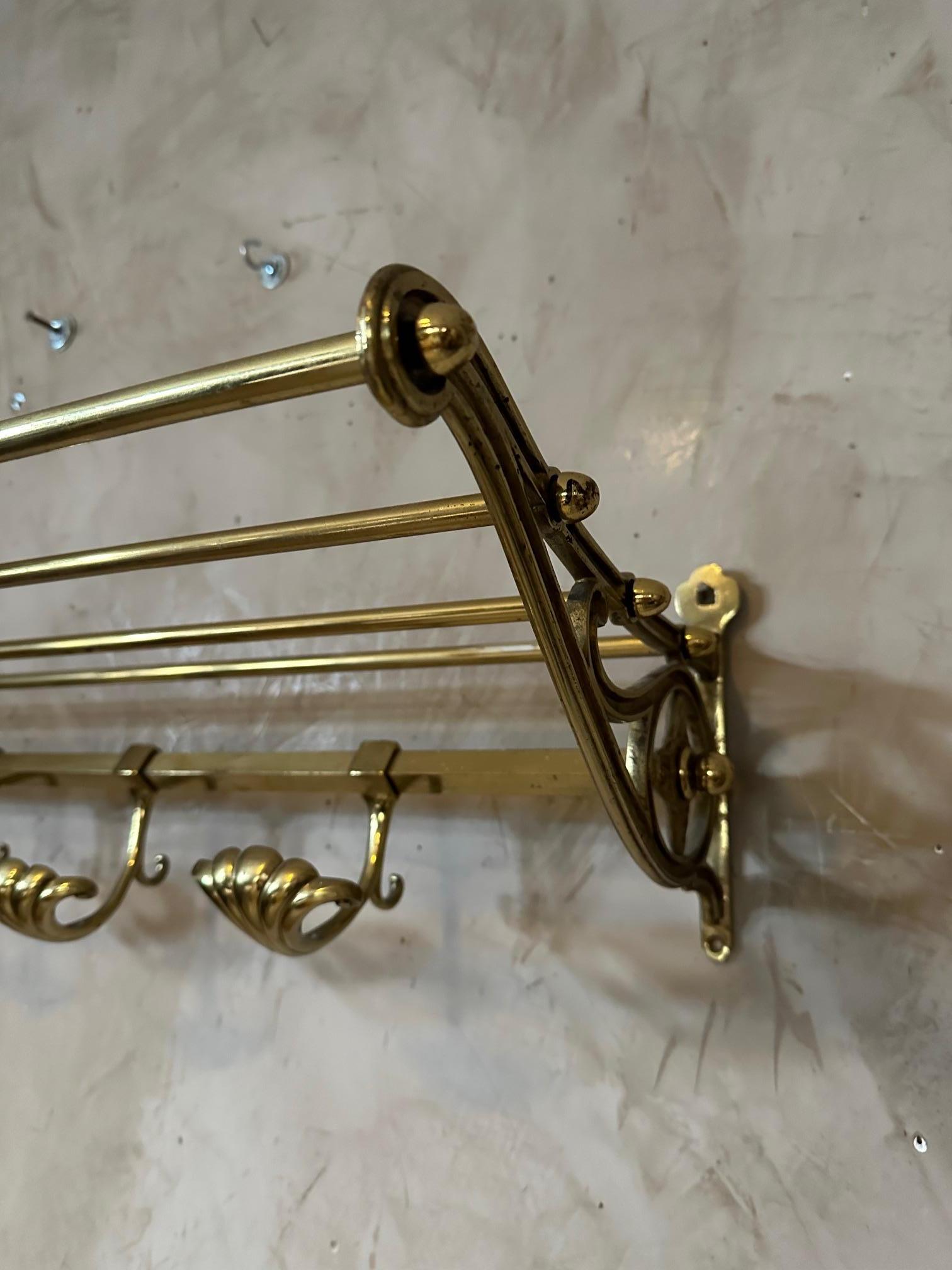20th century French Art Deco Brass Coat and Luggage Rack, 1930s For Sale 3