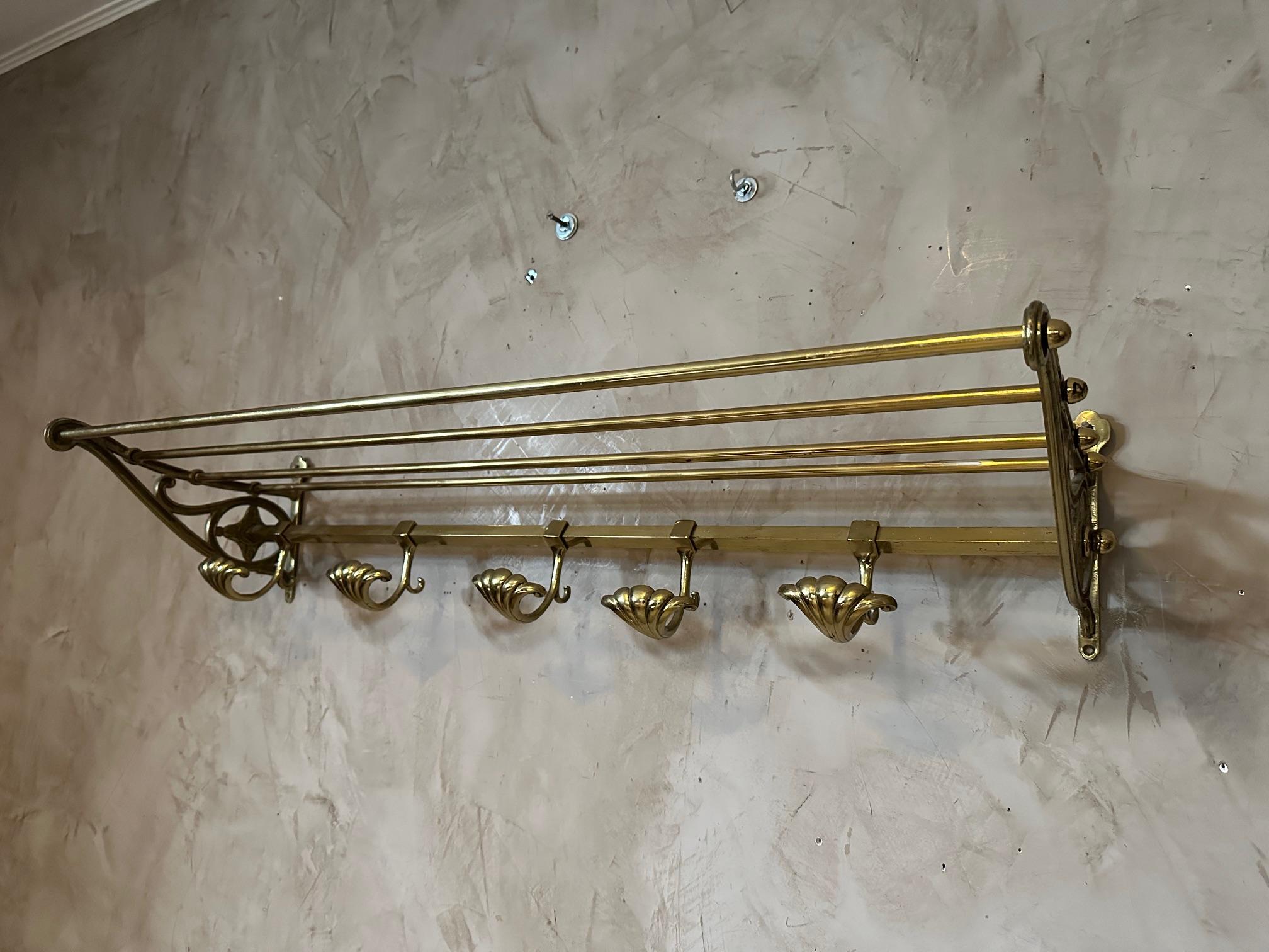 20th century French Art Deco Brass Coat and Luggage Rack, 1930s For Sale 4