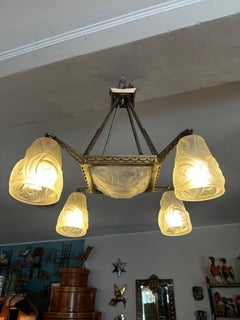 20th century French Art deco Bronze and Opaline Glass Chandelier, 1930s