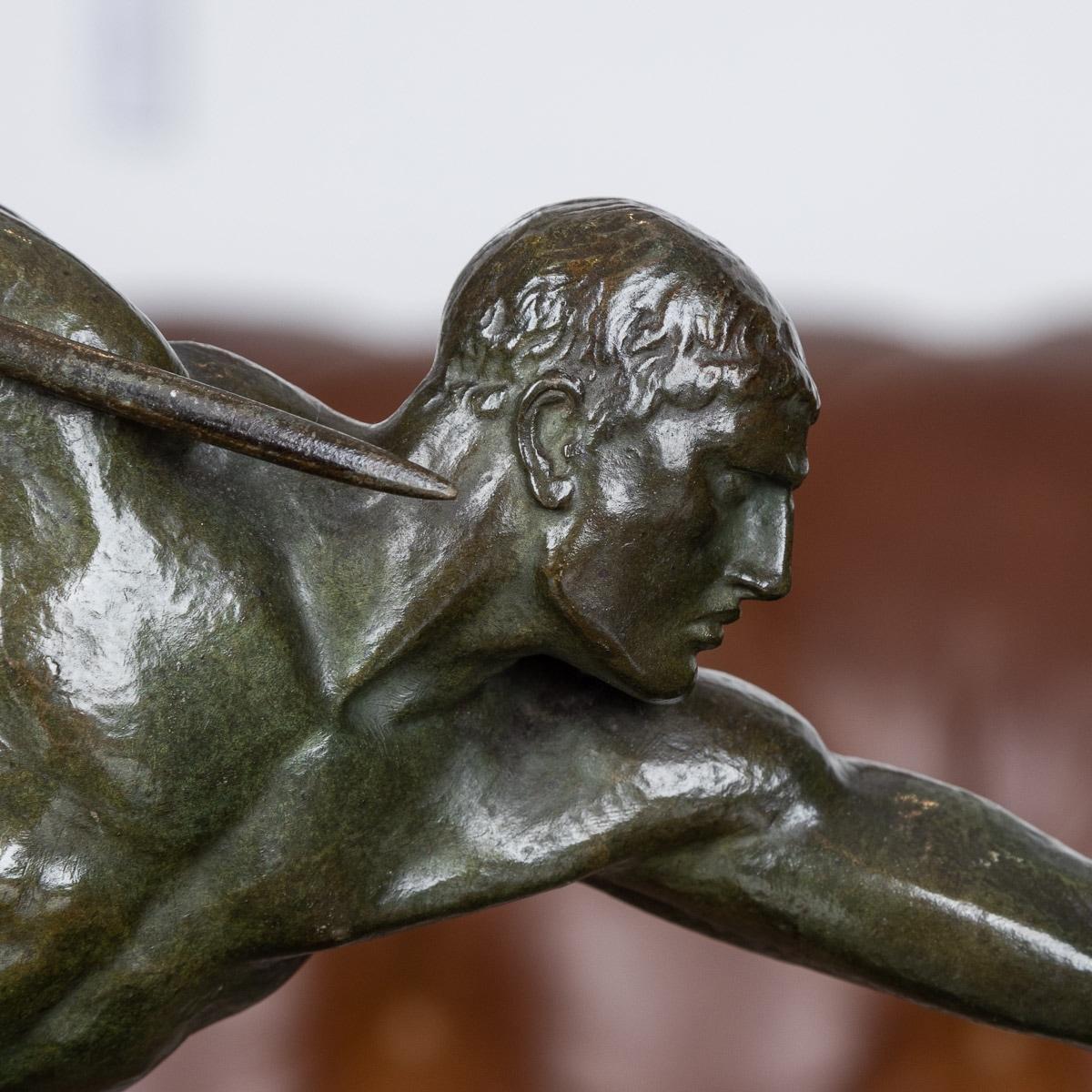 Französische Art-Déco-Jägerfigur aus Bronze des 20. Jahrhunderts, Pierre Le Faguays, um 1930 im Angebot 1