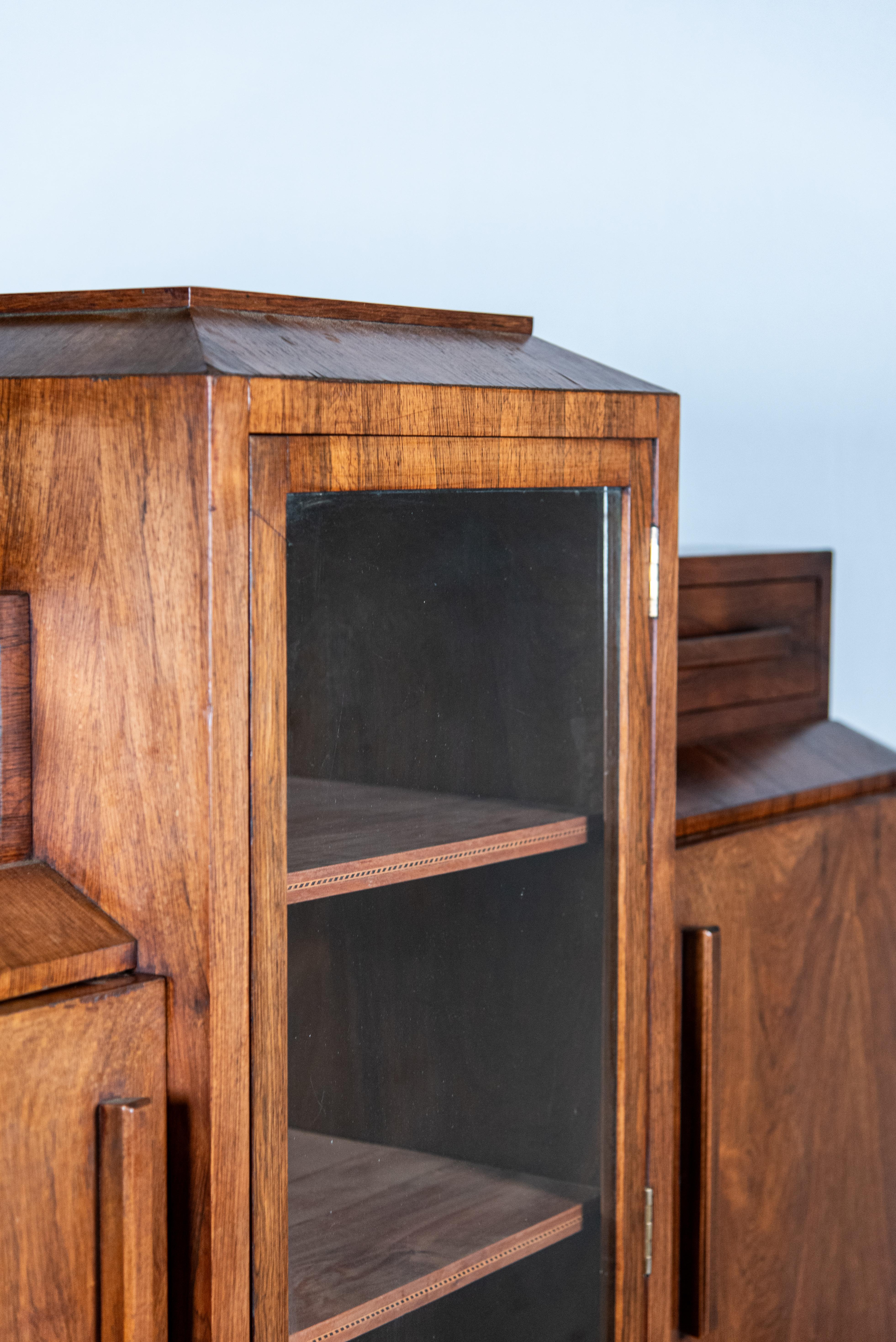 Impiallacciato Buffet Art Deco francese del 20° secolo di epoca in vendita