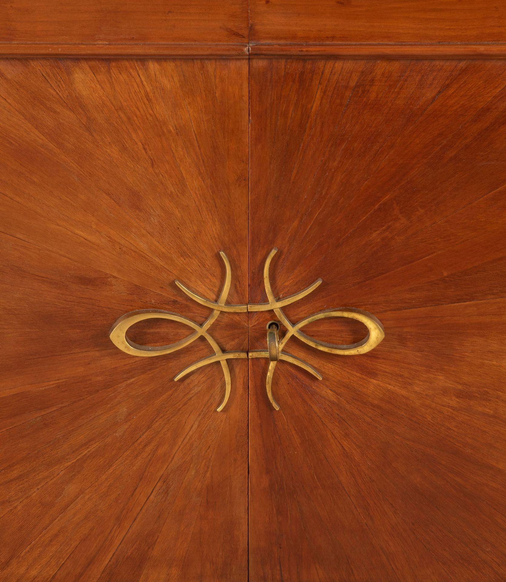 Buffet in ciliegio Art Deco francese del XX secolo in vendita 2
