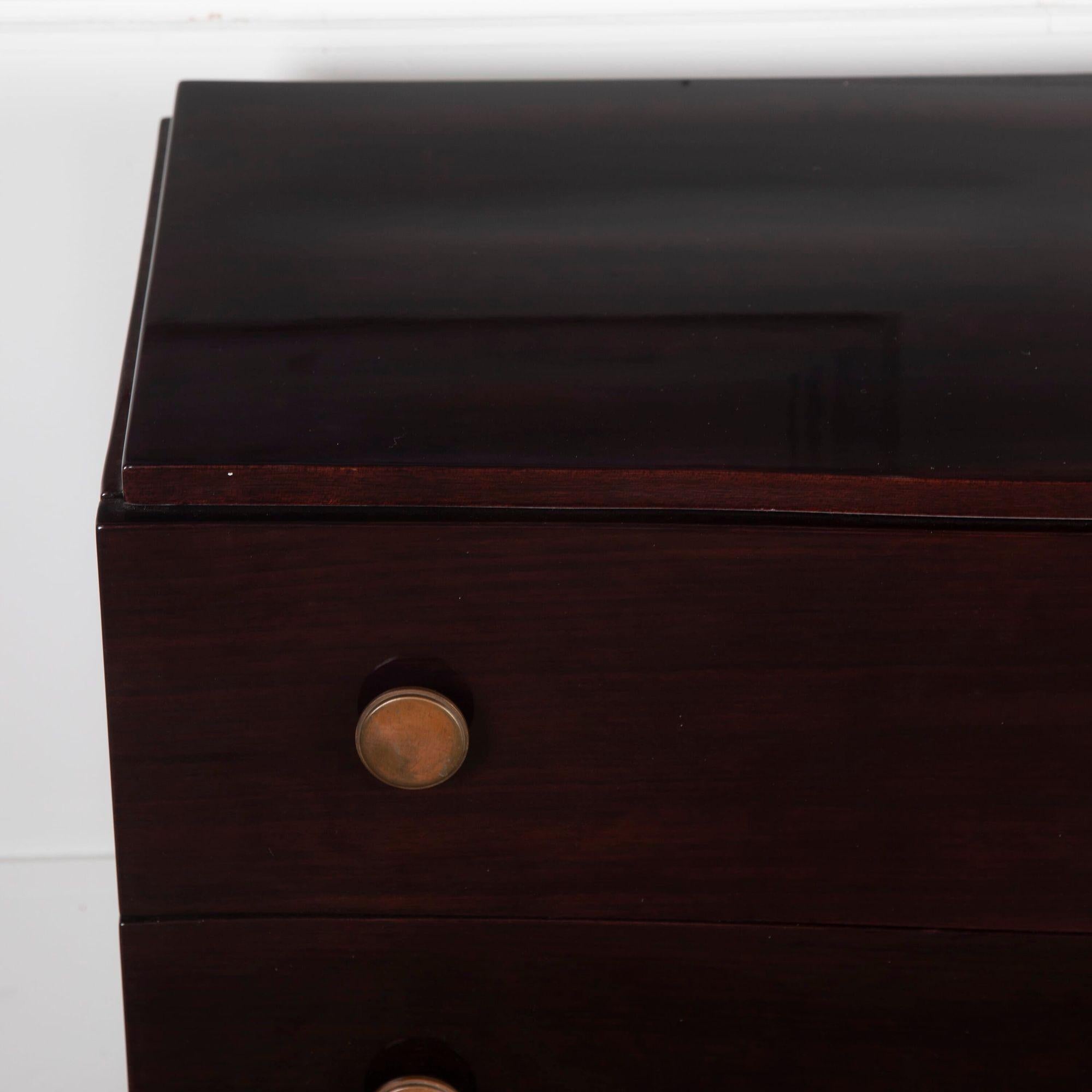 20th Century French Art Deco Chest of Drawers For Sale 4