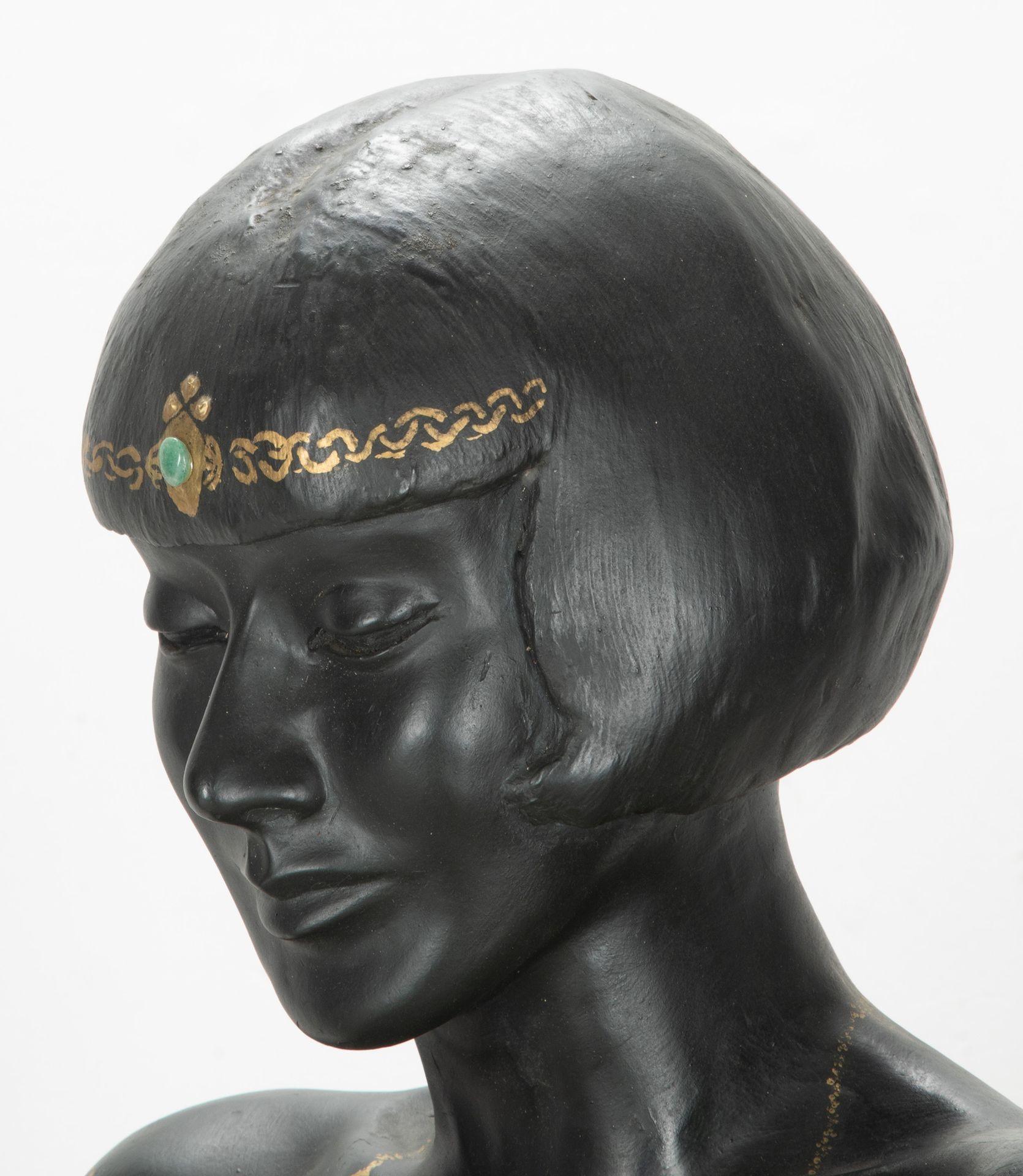 Verre Lampe Statue de Dame Art Déco Français du 20ème siècle en vente