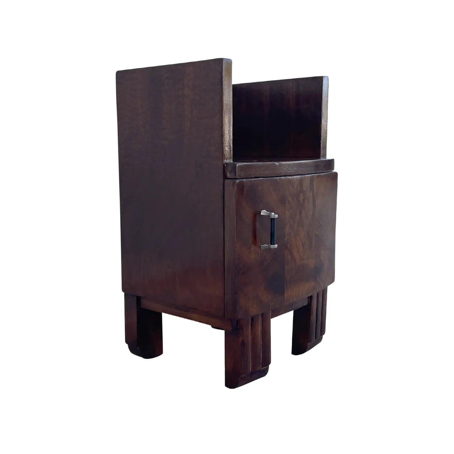 20th Century French Art Deco Mahogany Nightstand - Vintage Bedside Table In Good Condition For Sale In West Palm Beach, FL