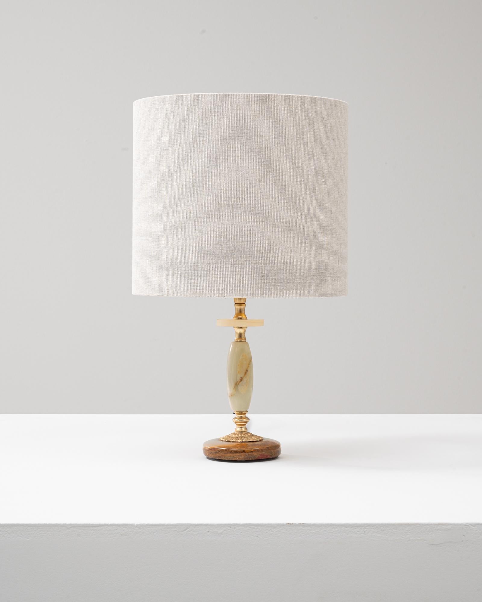 Français Lampe de table en marbre Art déco français du 20e siècle en vente