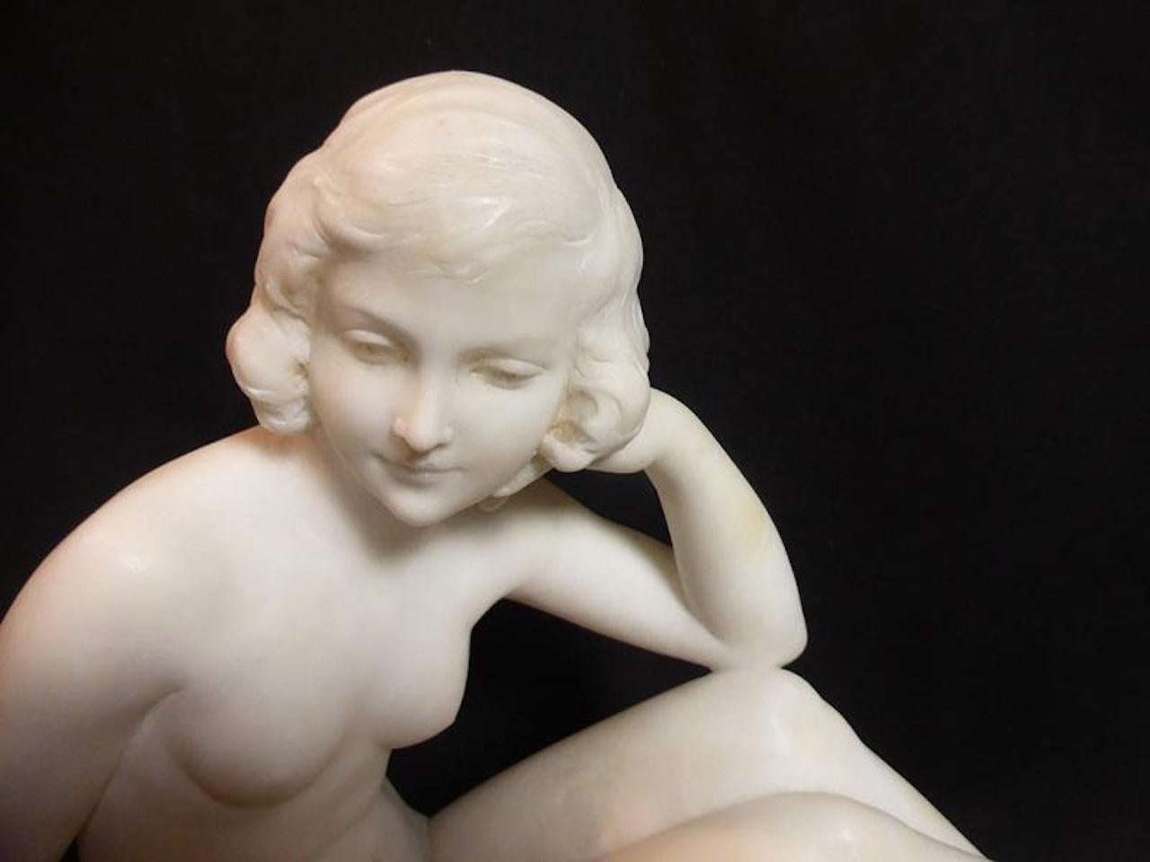 20th Century French Art Deco Marble Women Sculpture, 1930s 1