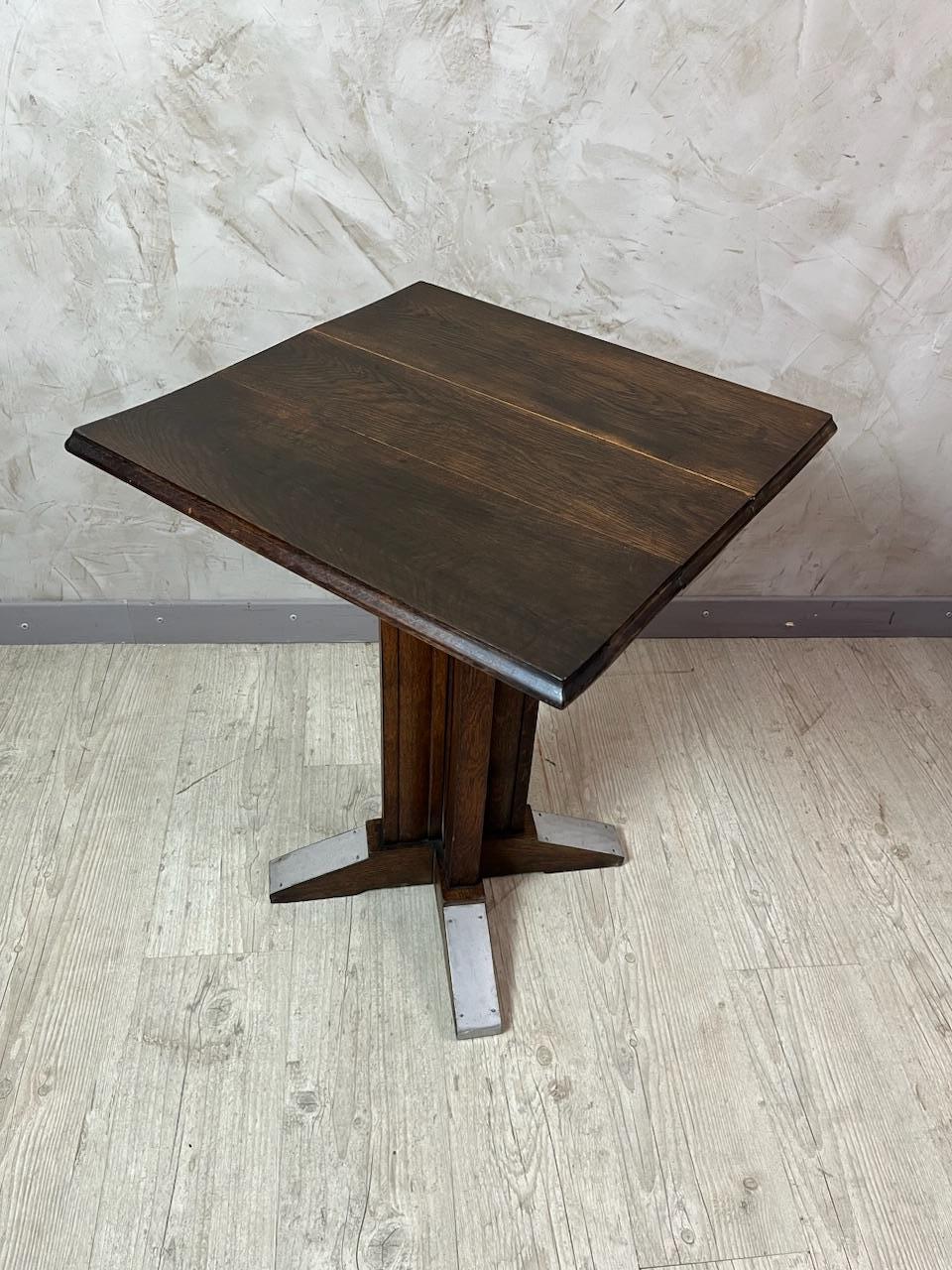Art déco 20th century French Art Deco Oak Gueridon, 1930s en vente