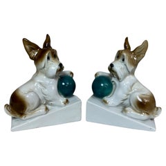 20th century French Art Deco Pair of Porcelain Dogs Bookends, 1930s
