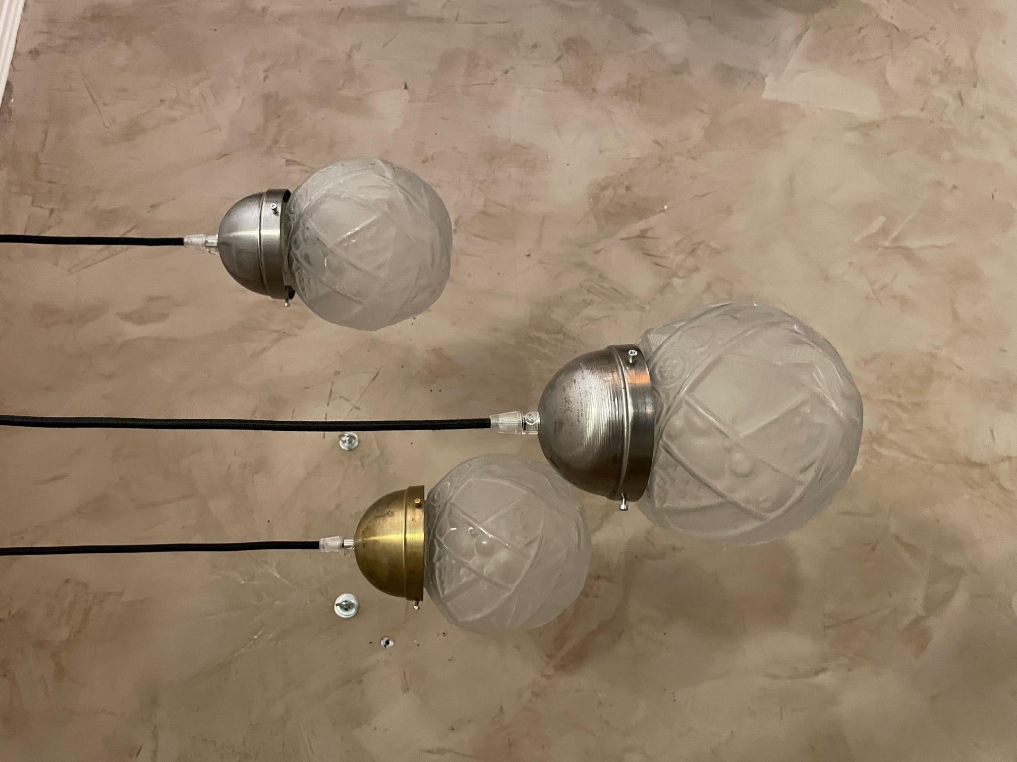 Lampe pendante Art déco français du 20e siècle, années 1930 en vente 4