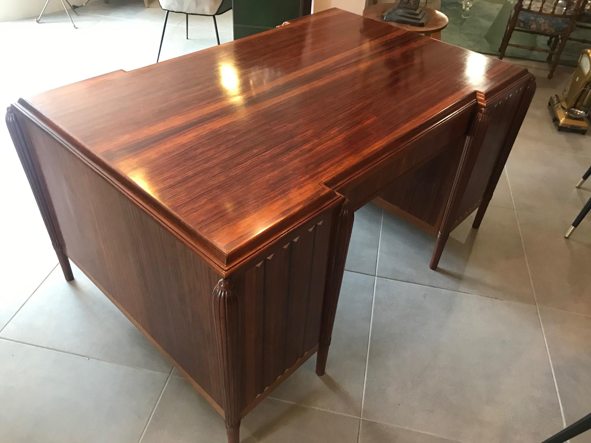 20th Century French Art Deco Rosewood and Mother of Pearl Desk, 1930s 4