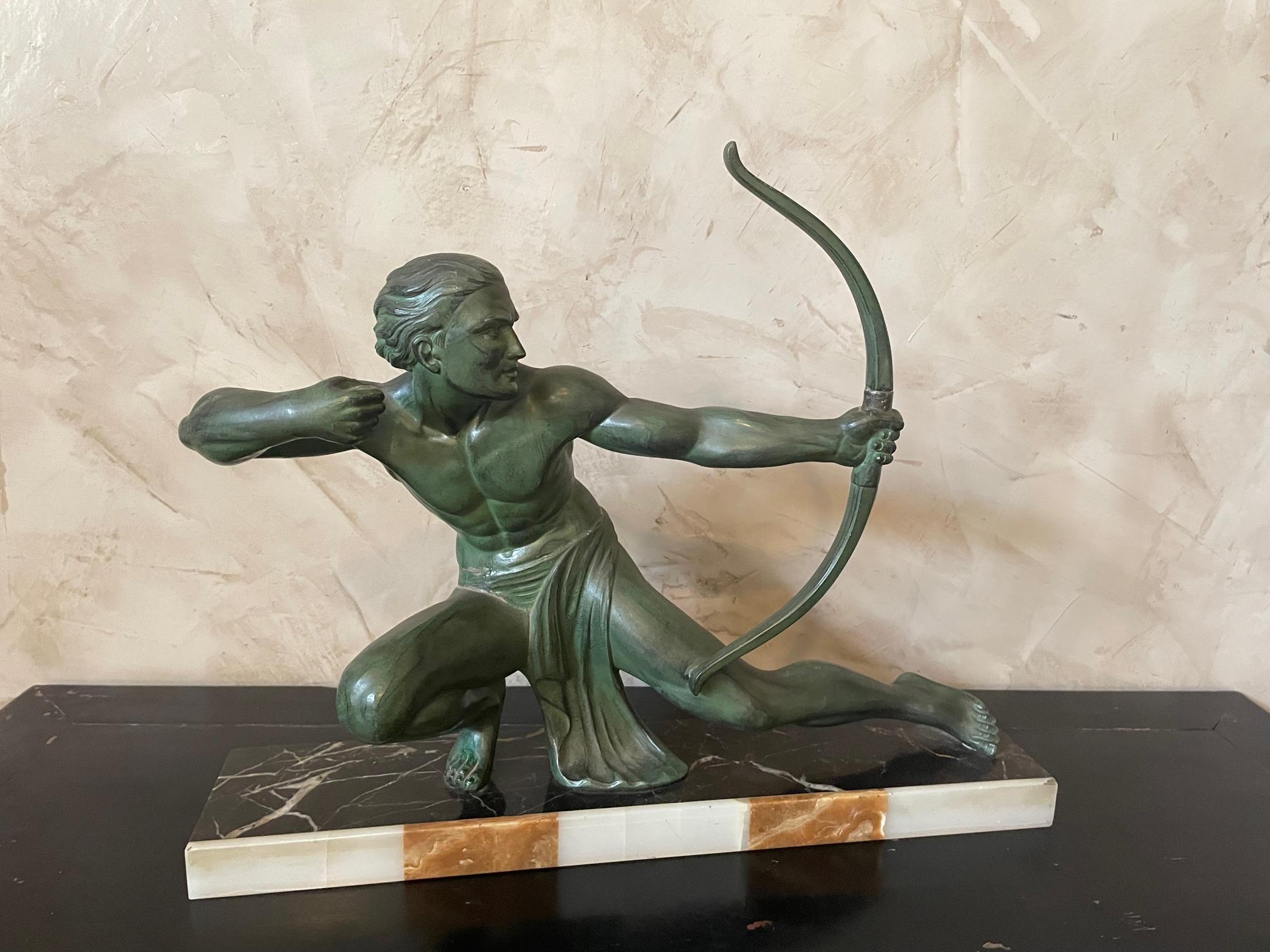 20th century French Art Deco Salvatore Melani Metal Statue, 1930s In Good Condition In LEGNY, FR