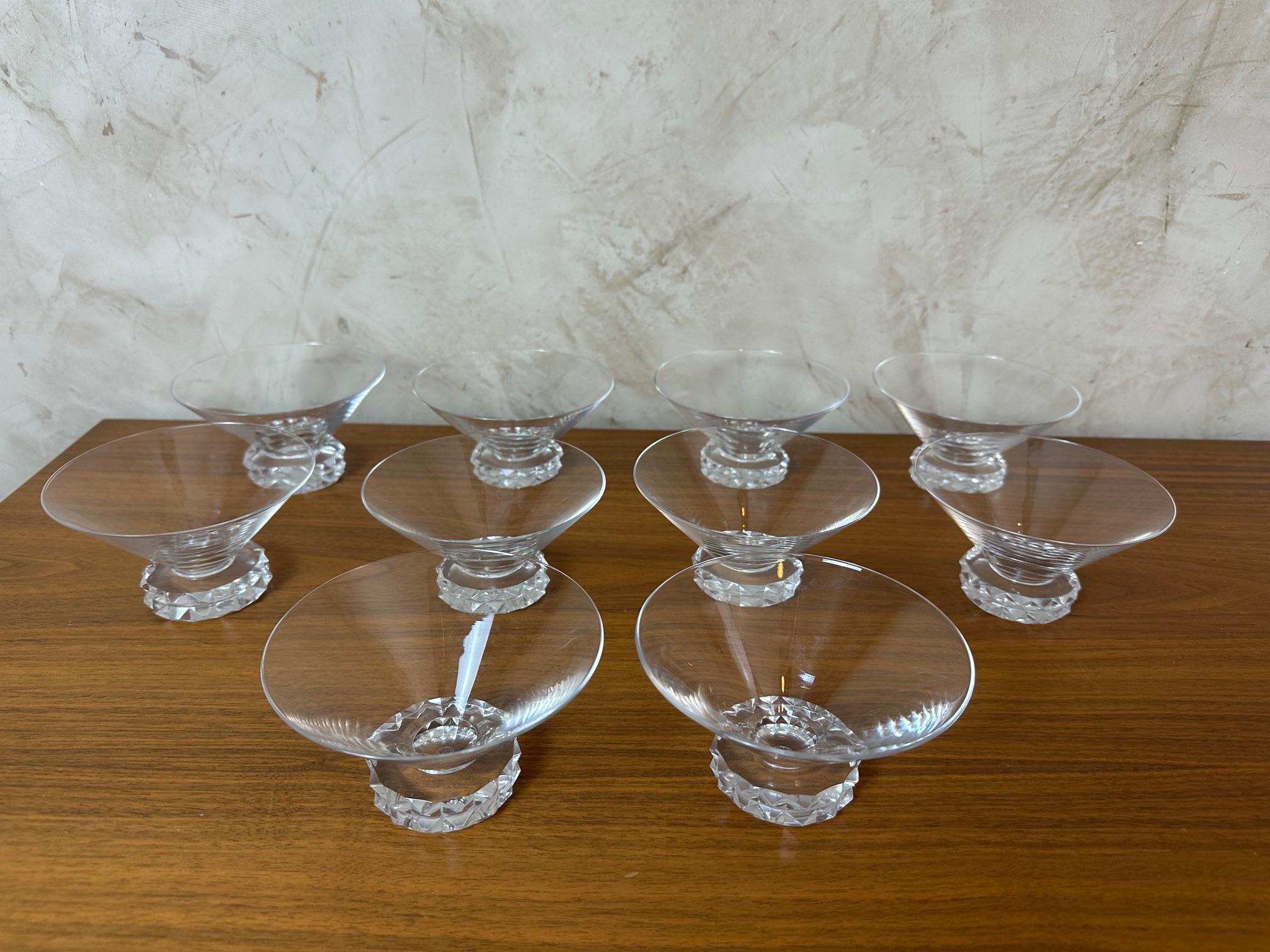 Ensemble de 34 verres en cristal Saint Louis, Art déco français du 20e siècle, années 1933 en vente 8