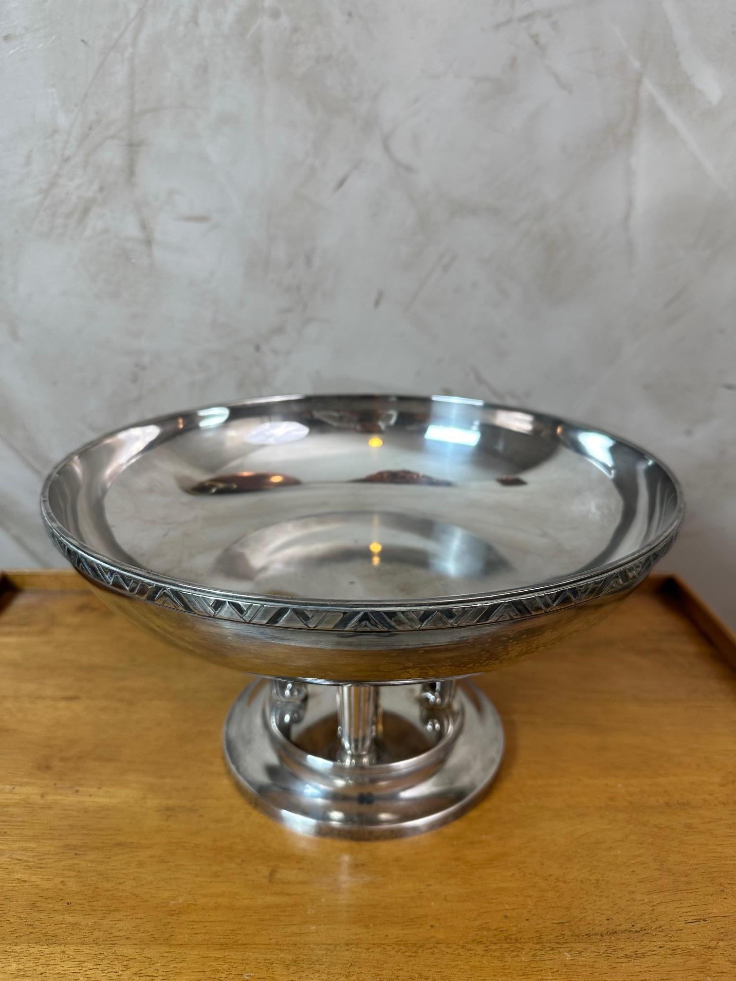 Metà XX secolo Ciotola decorativa in argento Art Decor francese del XX secolo, anni '30 in vendita