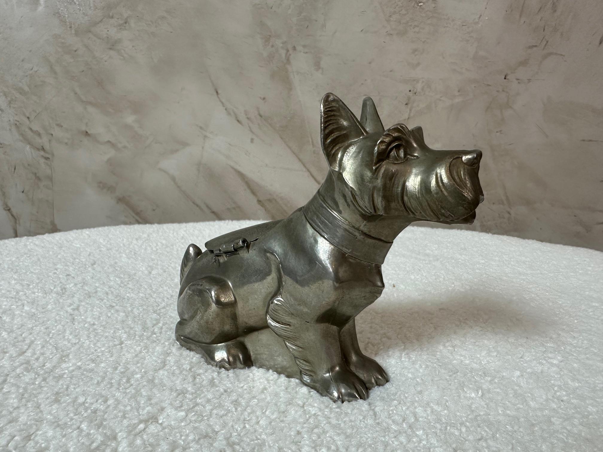 Perro hucha de plata Art decó francés del siglo XX, años 30 mediados del siglo XX en venta