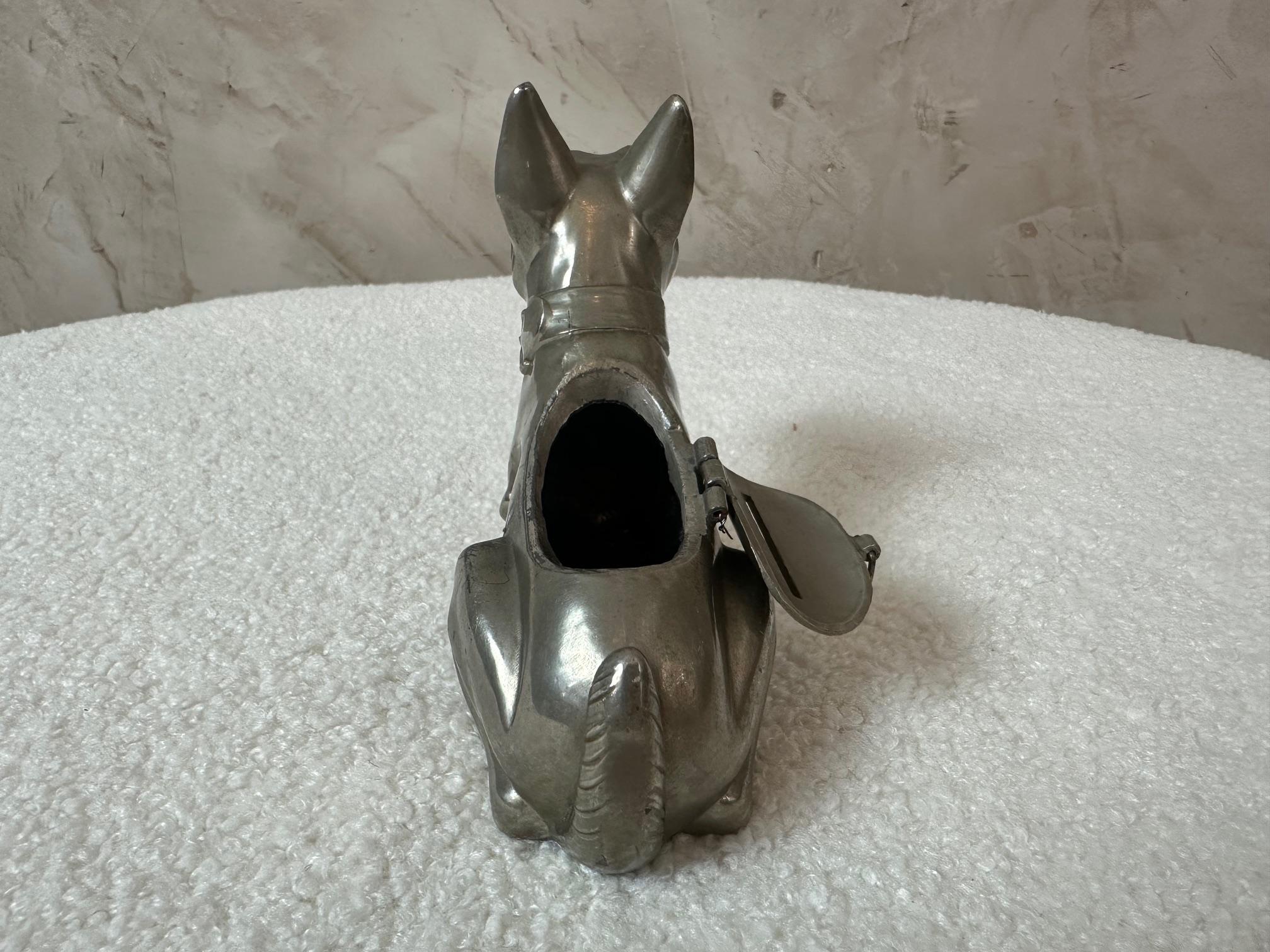 Perro hucha de plata Art decó francés del siglo XX, años 30 en venta 1