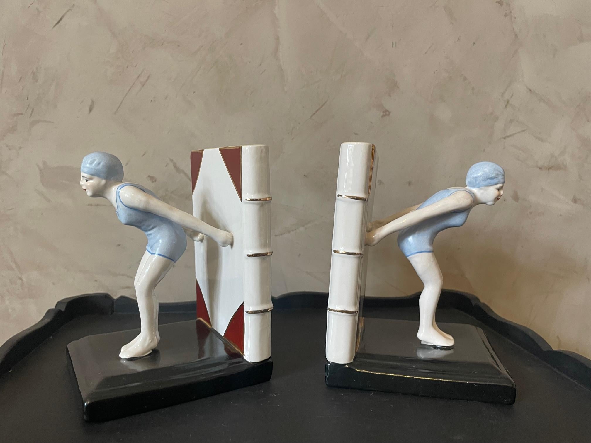 20th Century French Art Deco Style Ceramic Swimmer Women Bookends, 1930s In Good Condition In LEGNY, FR