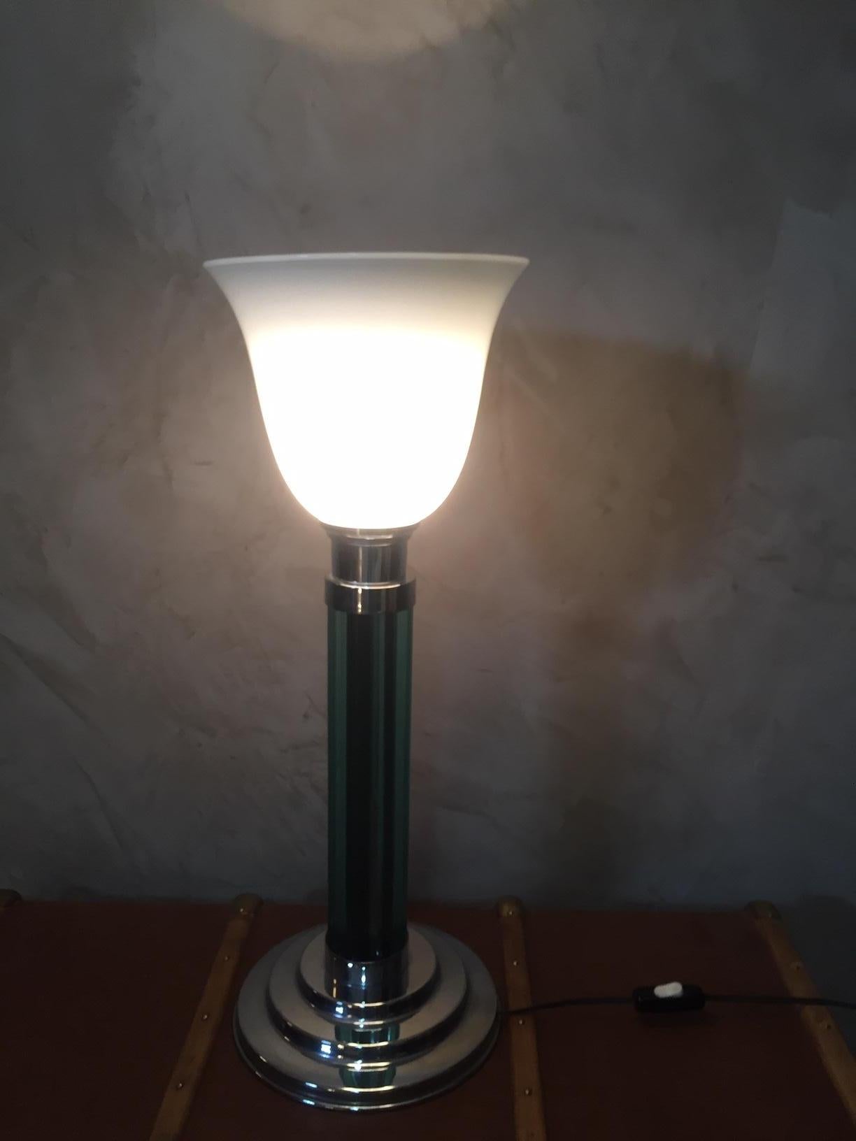 20th Century French Art Deco Table Lamp, 1930s (Mitte des 20. Jahrhunderts)