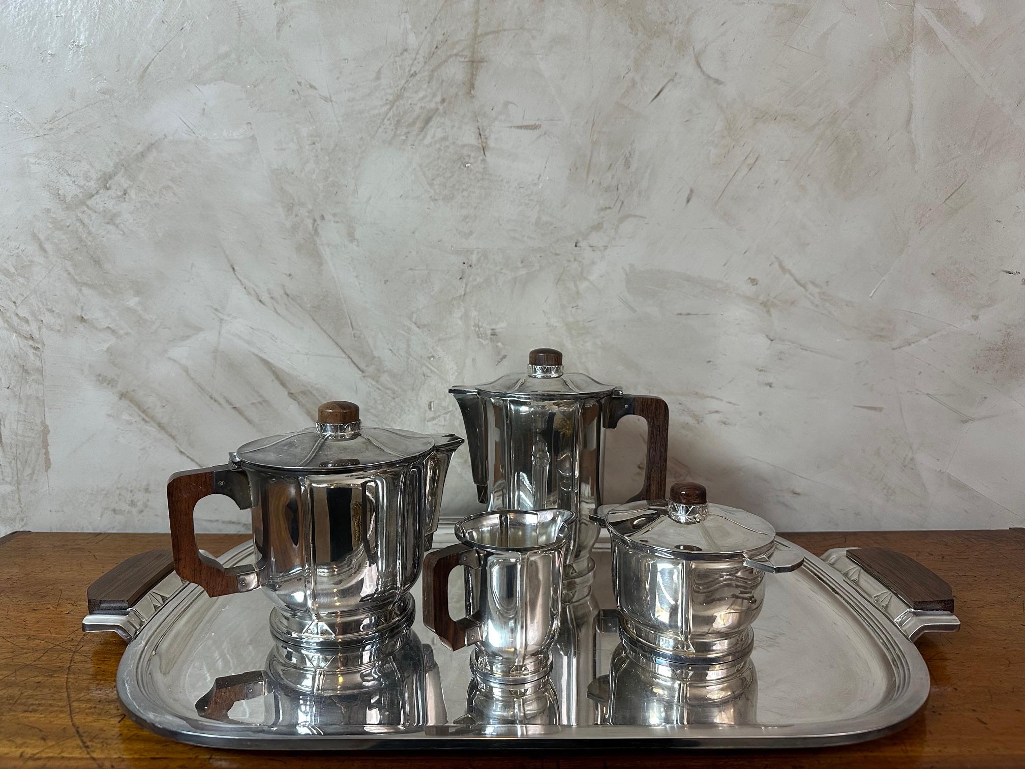 Art Deco 20th century French Art deco Tea and Coffee Silver plate Set, 1930s For Sale
