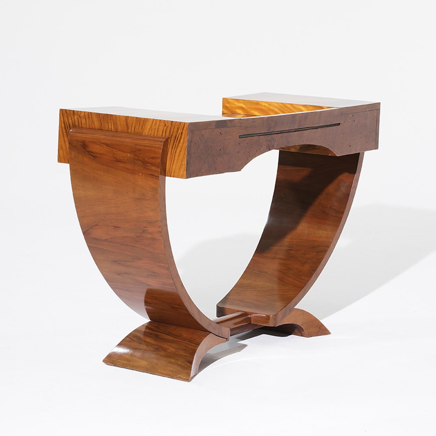 20th Century French Art Deco Walnut Coiffeuse Vanity by Émile-Jacques Ruhlmann In Good Condition In West Palm Beach, FL