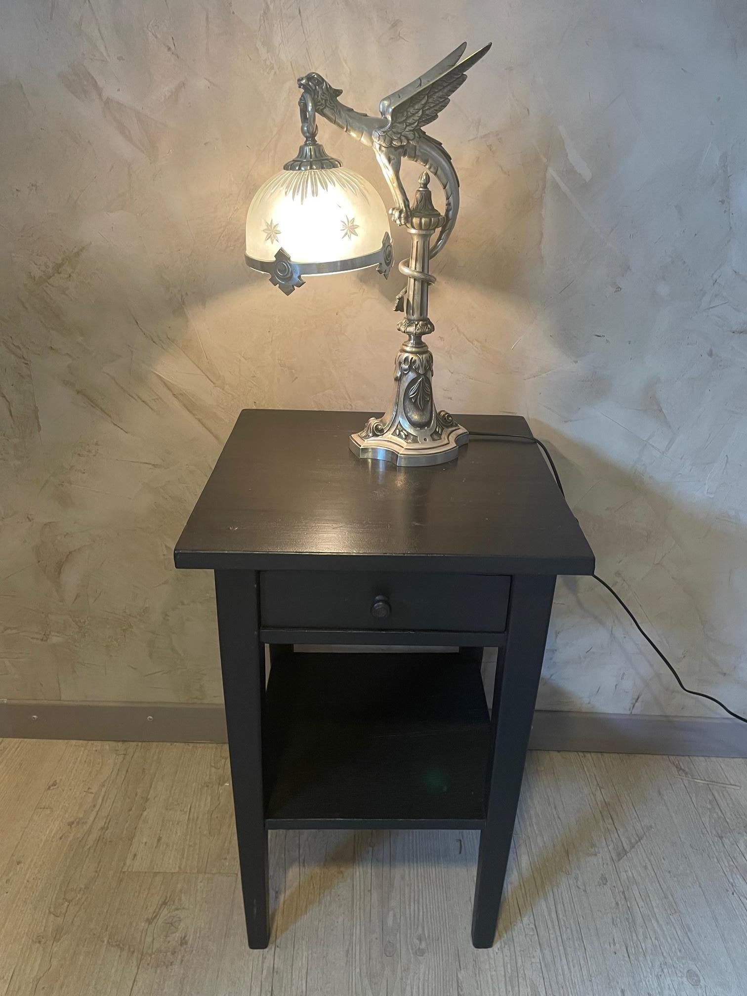 Lampe de table en bronze et verre Art Nouveau français du 20e siècle en vente 7