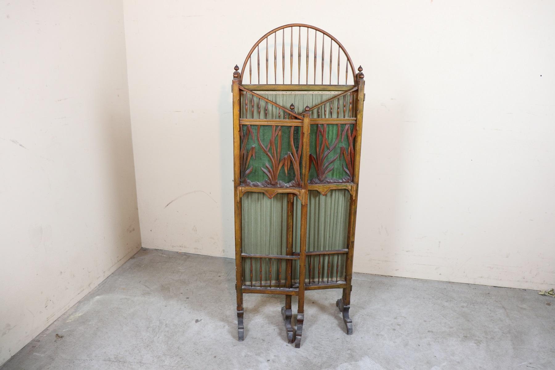 20th Century French Art Nouveau in Wood Colored Glass and Fabric Screen 4