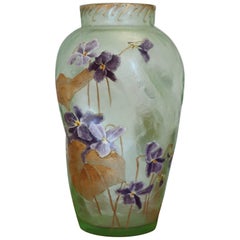 vase Legras Mont Joye en verre vert:: Art Nouveau français du 20ème siècle