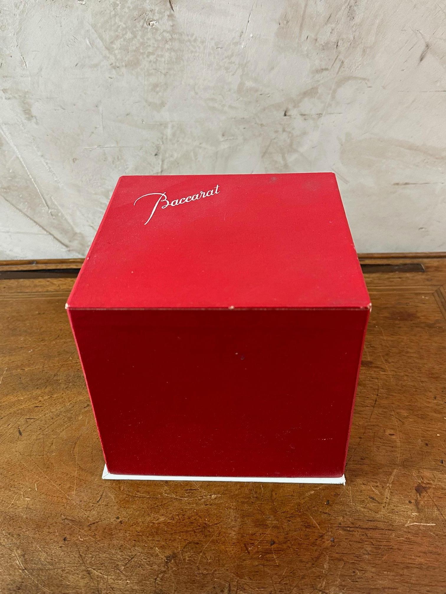 Francese Vasetto e cucchiaio di senape in cristallo Baccarat del XX secolo, anni '30 in vendita