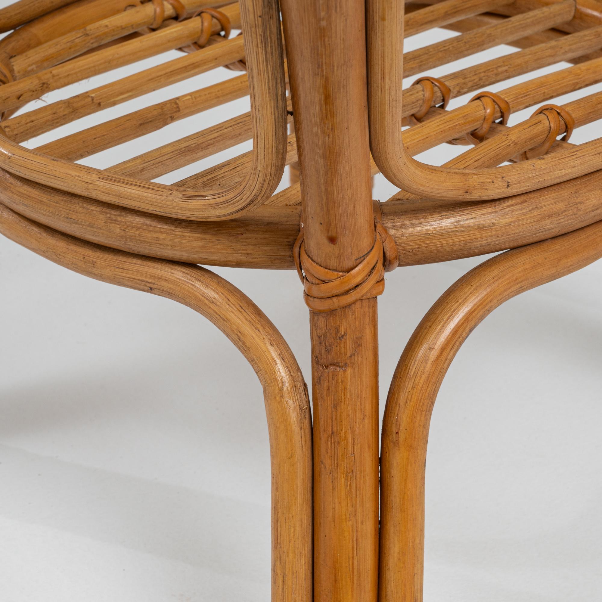 Table basse en bambou français du 20e siècle avec plateau en verre en vente 3