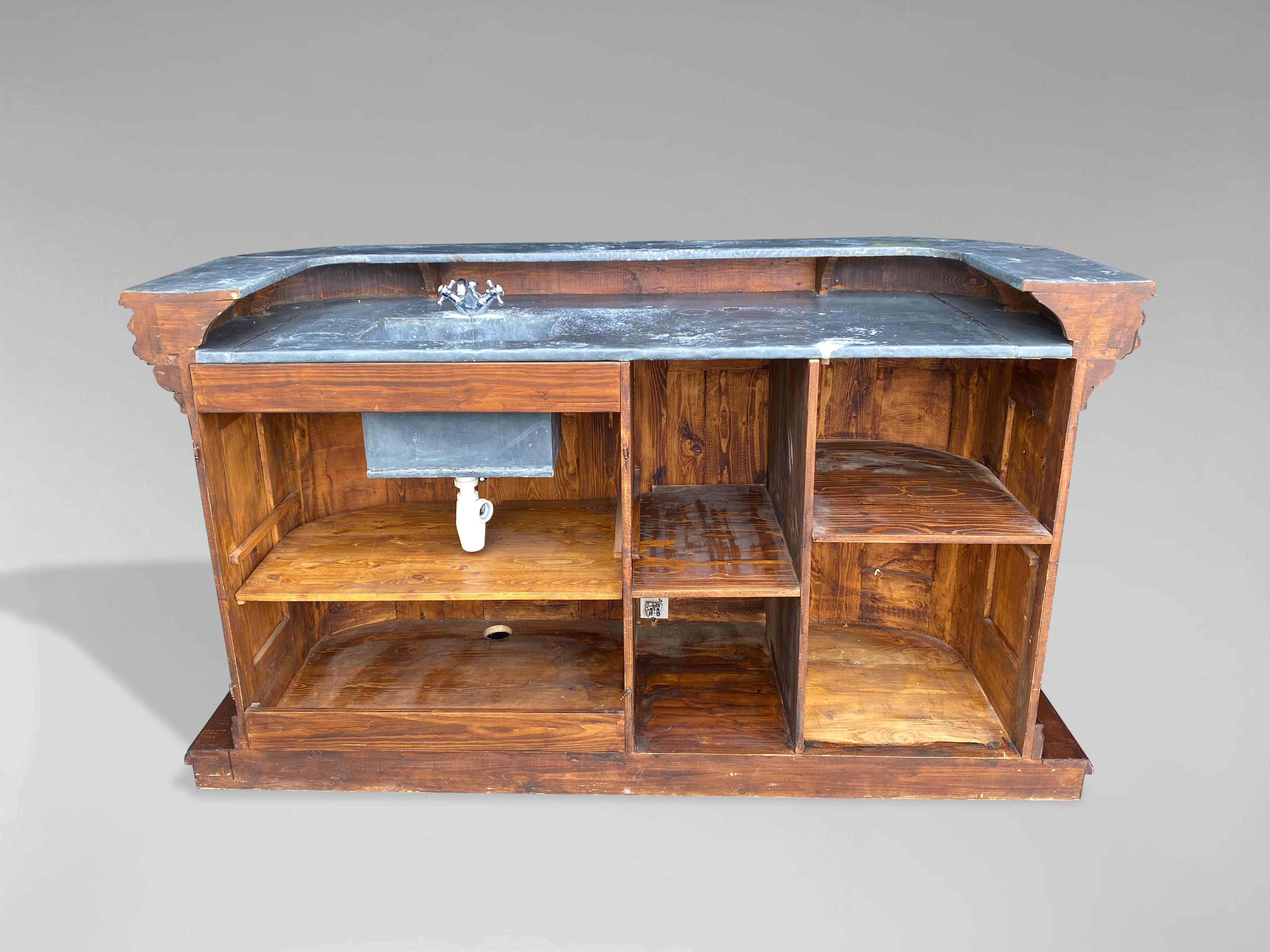 20th Century French Bar in Solid Wood with Zinc Top 1